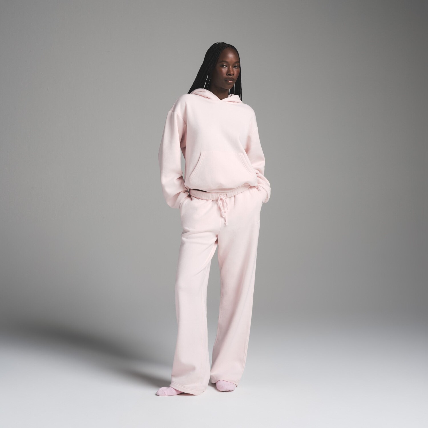 

Классическая толстовка с капюшоном SKIMS, цвет barely pink