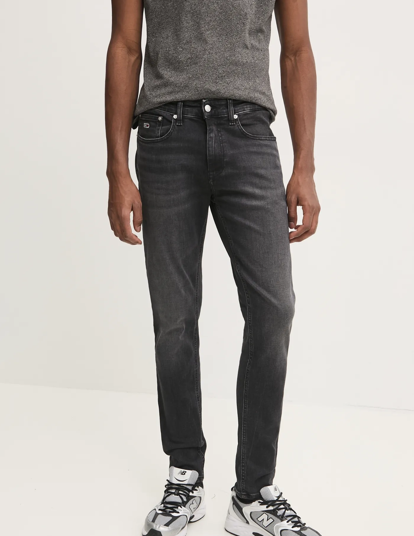 

Джинсы Tommy Jeans, черный
