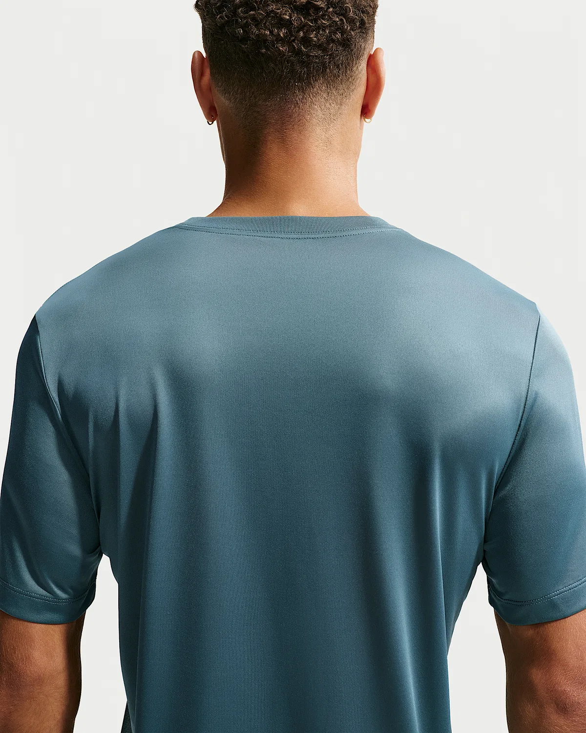 Мужская фитнес-футболка Nike Dri-FIT Legend, Mineral Slate/Black — фото 2