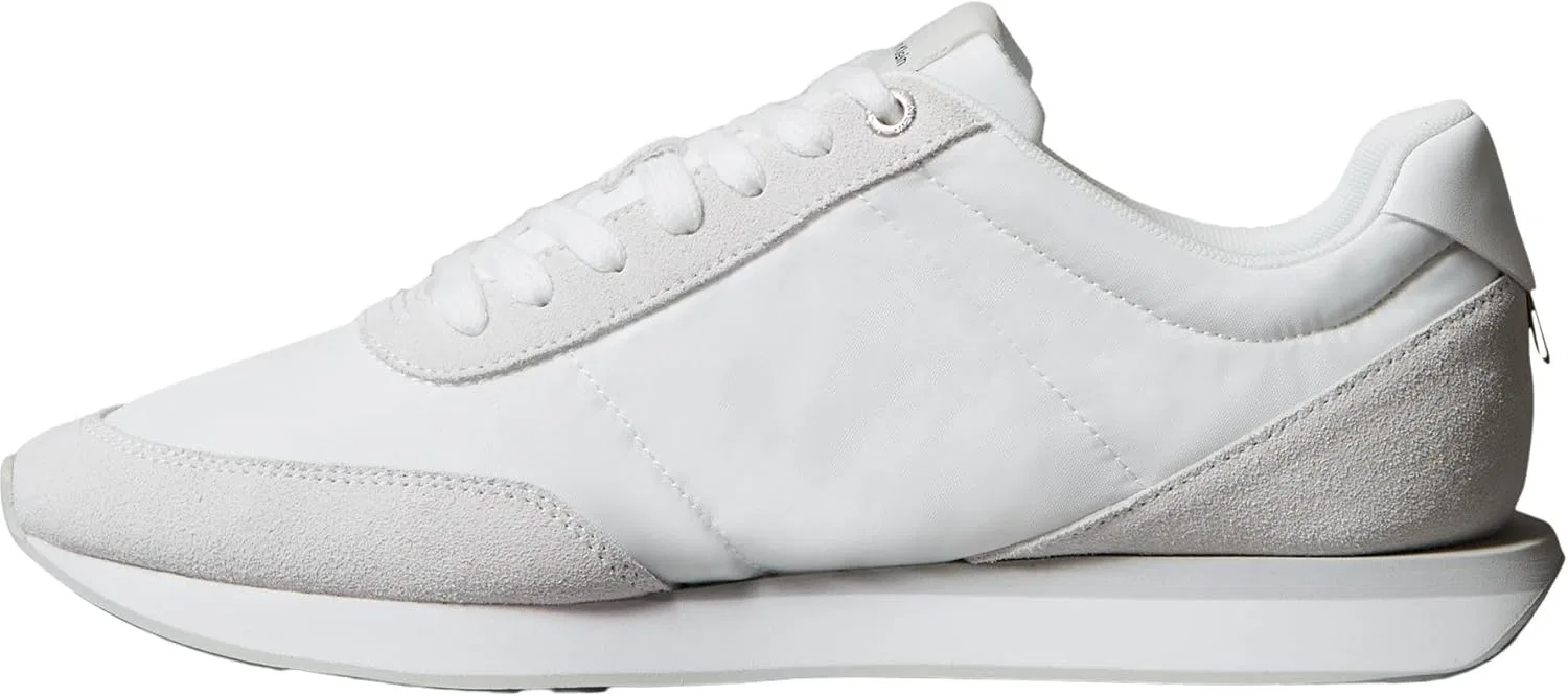 Мужские кроссовки Calvin Klein Retro Runner ESS Mix Mat Ym0ym01361 Low Top Calvin Klein Jeans, White Triple Bright White