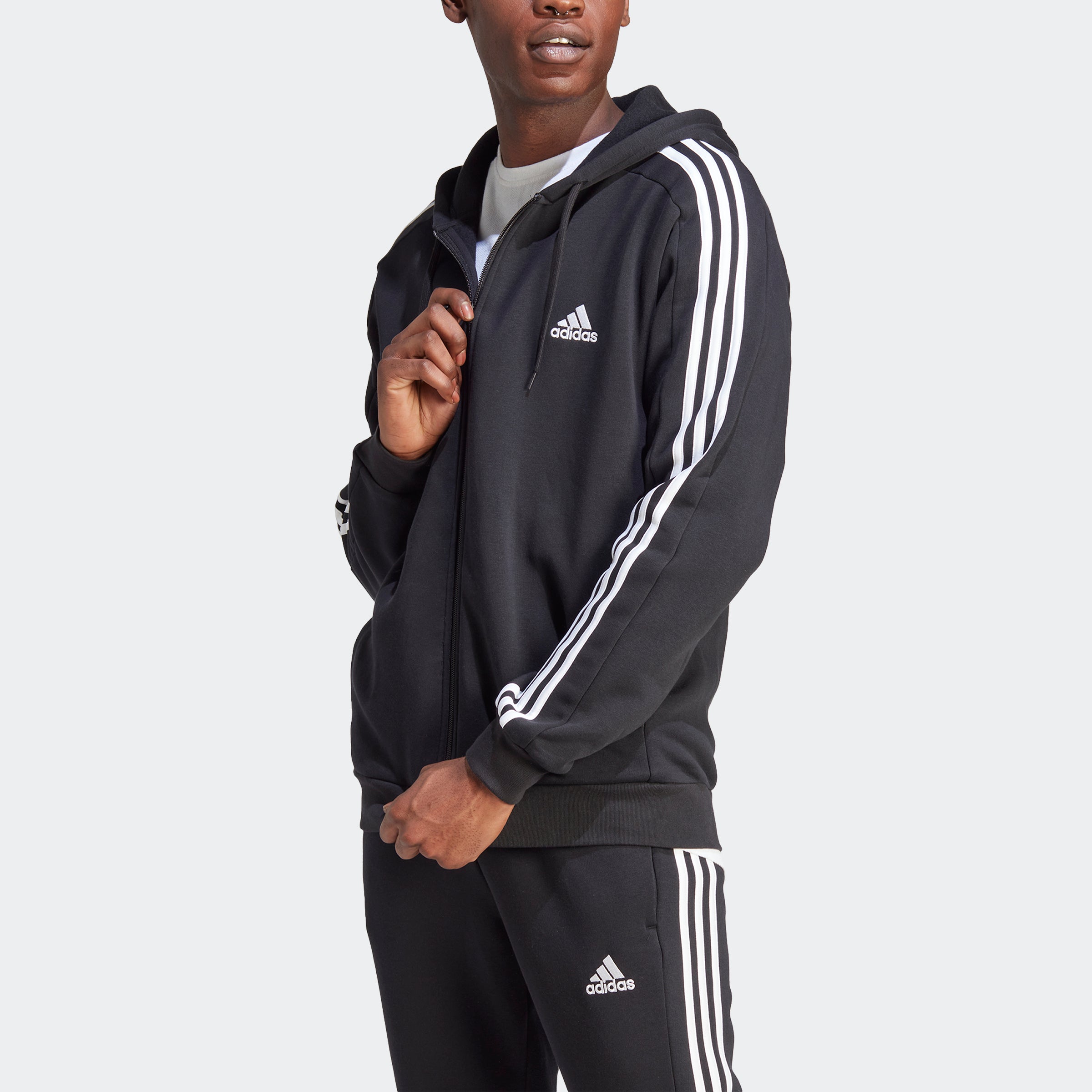 

Мужская толстовка с капюшоном adidas Essentials Fleece 3-Stripes Full-Zip, черный