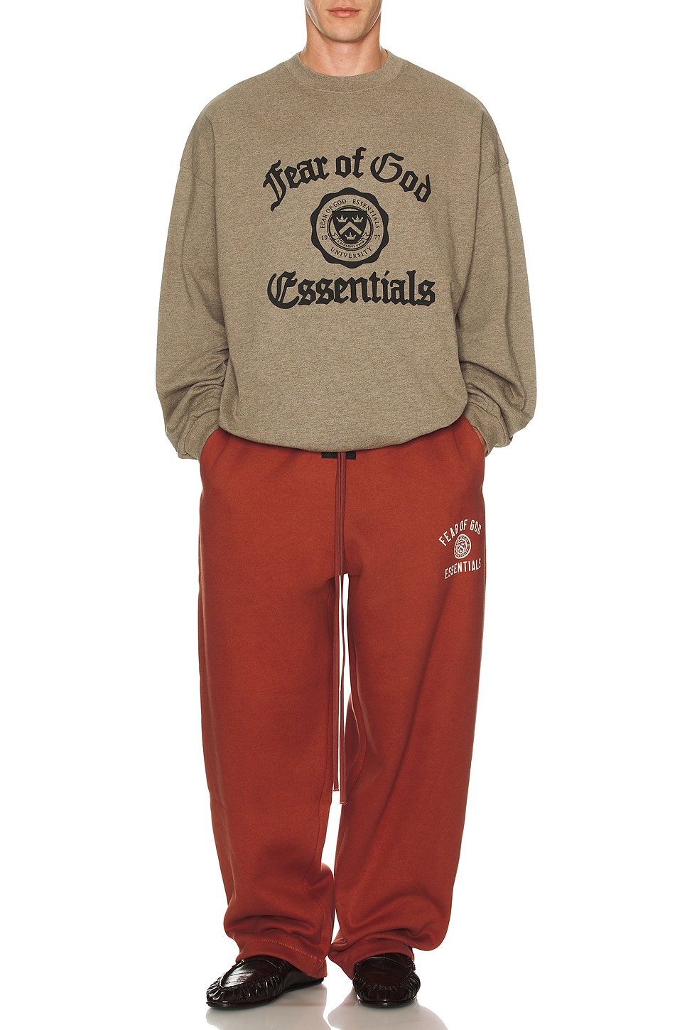 

Тяжелая футболка с длинным рукавом Fear Of God Essentials, Heather Gray