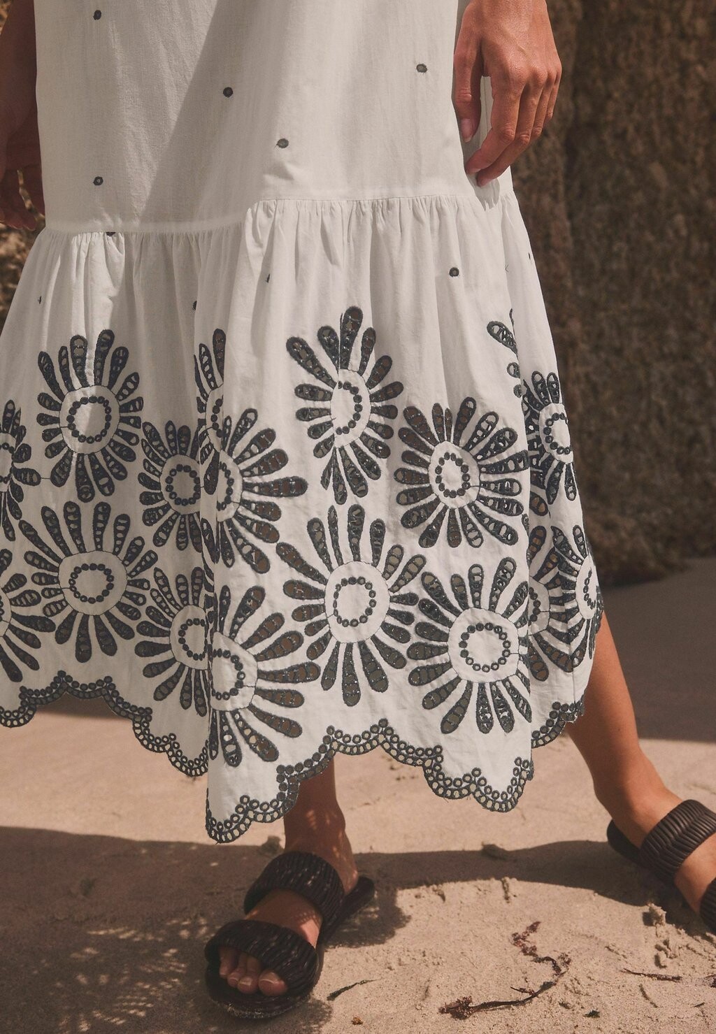 

Платье макси EMBROIDERED Next, белый