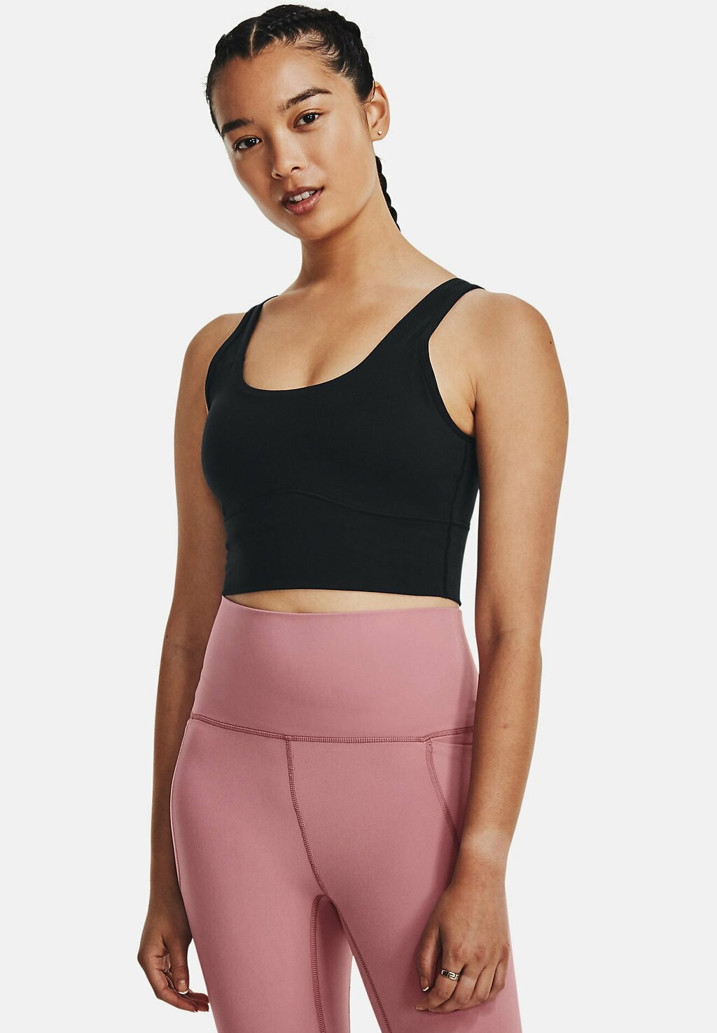 

Топ SLEEVELESS MERIDIAN FITTED CROP TANK Under Armour, цвет black