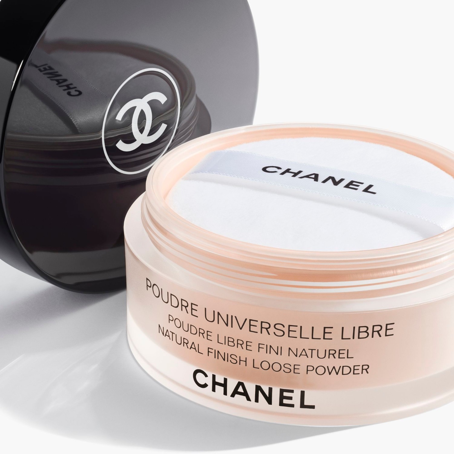 Пудра для лица poudre universelle libre mit natürlichem finish Chanel, libre, вес 30 гр. — фото 2