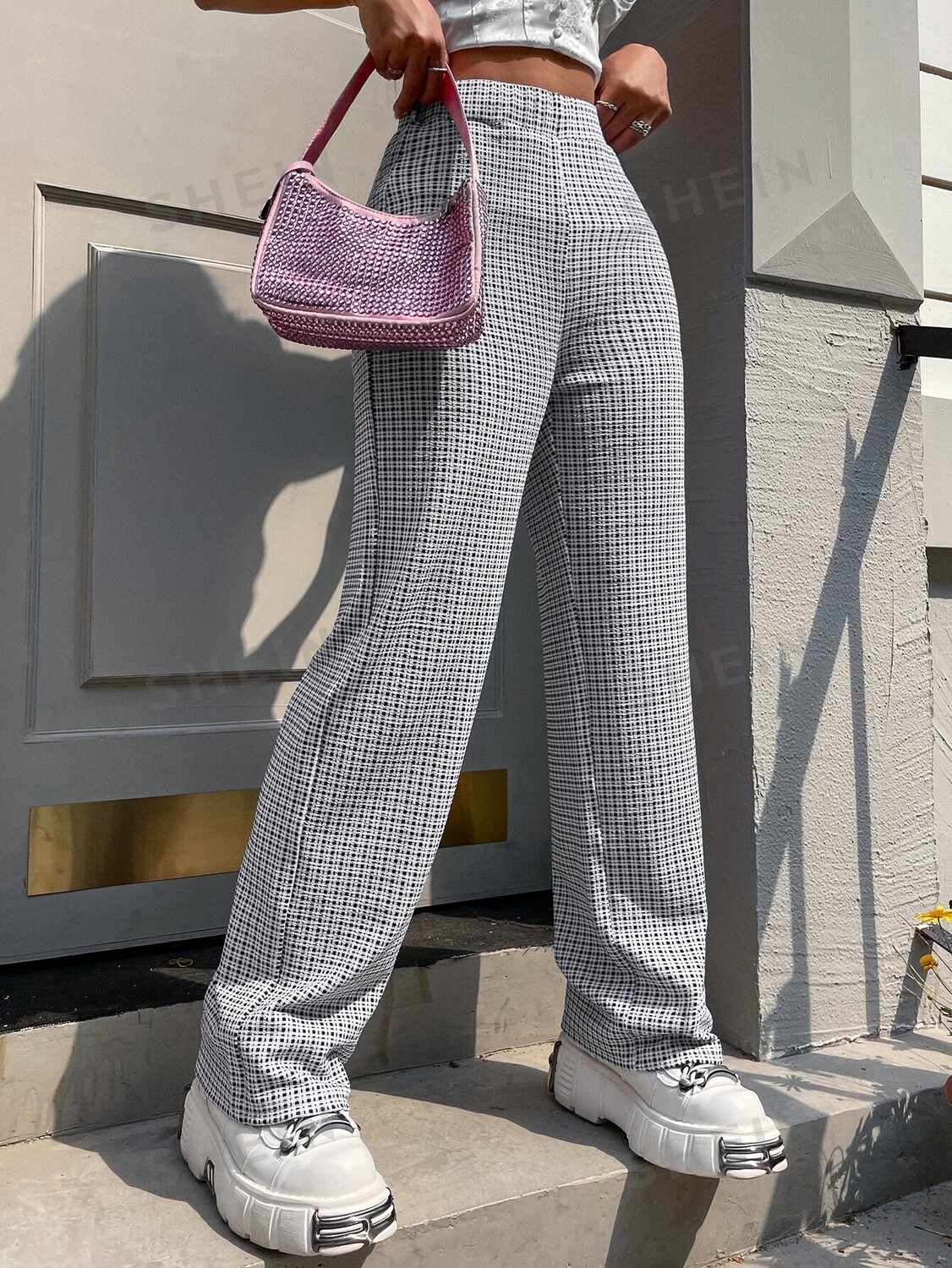 

EZwear Брюки в клетку с завышенной талией Shein, черно-белый