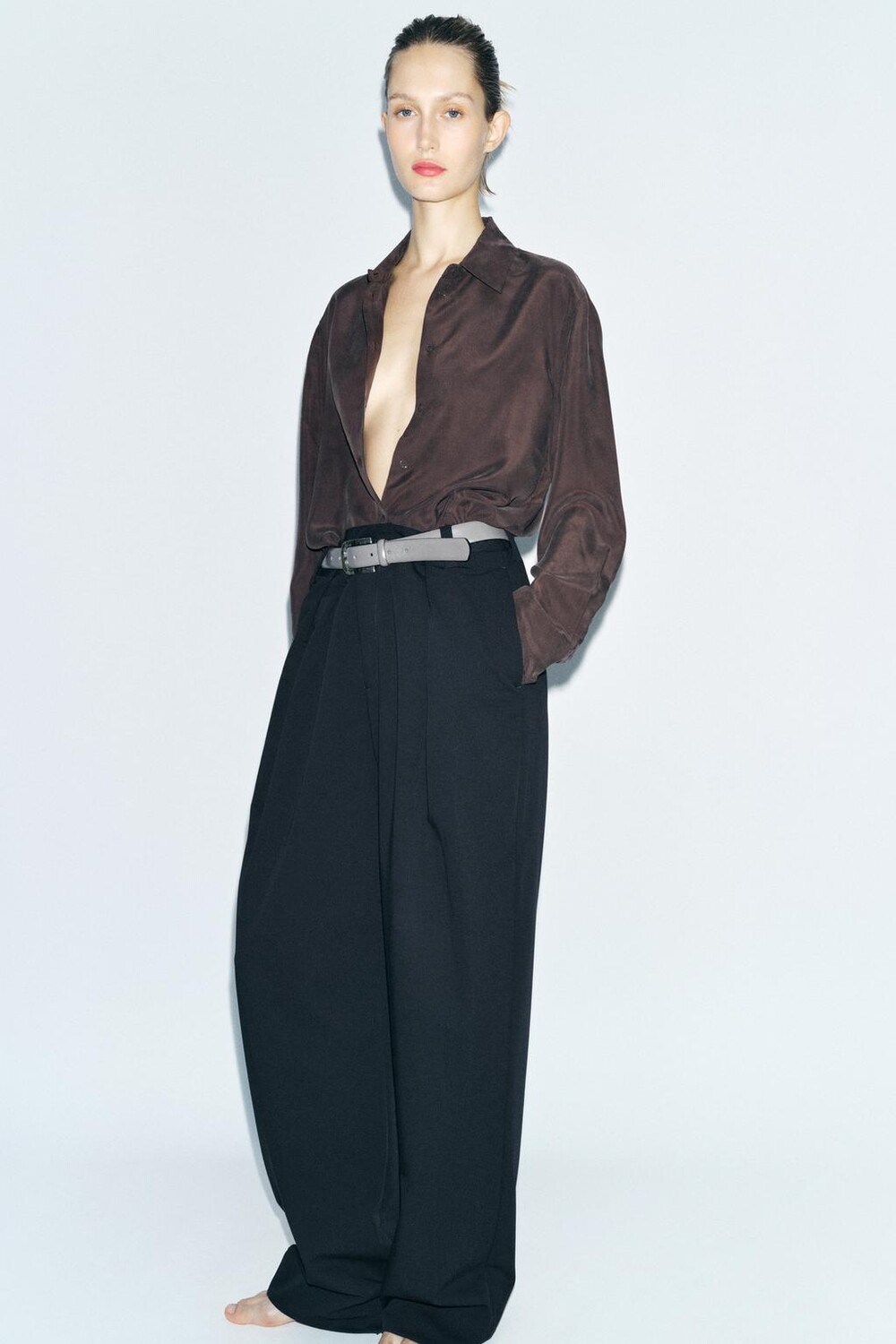 

Рубашка из 100% шелка ZARA, коричневый