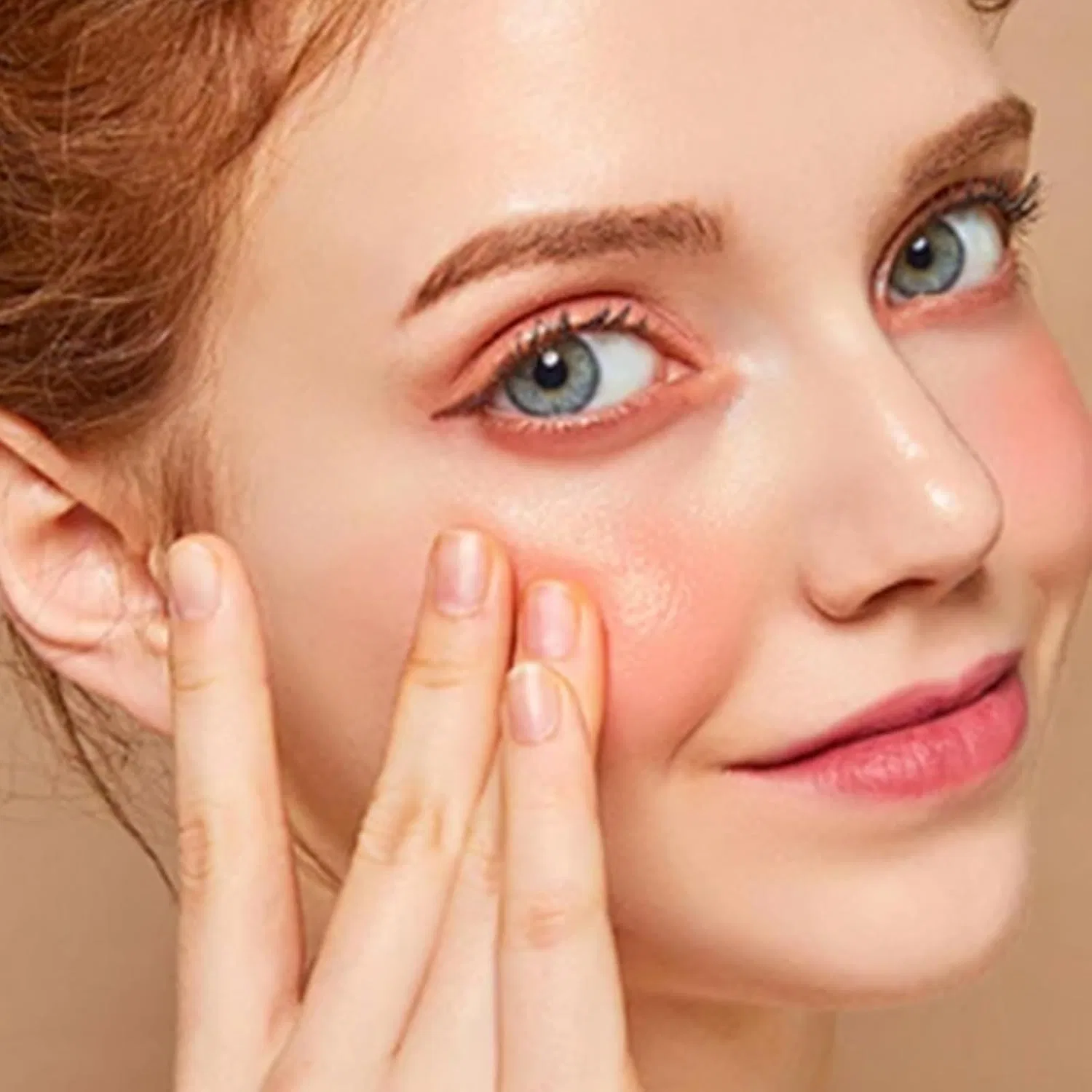 Румяна 3D Rose Blush с ароматом розы, натуральный оттенок 6#, 3.5g — фото 4