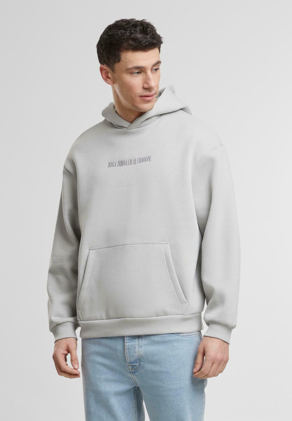 

Толстовка Mister Tee, светло-серый