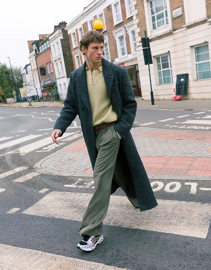 

Пальто серого цвета Topman