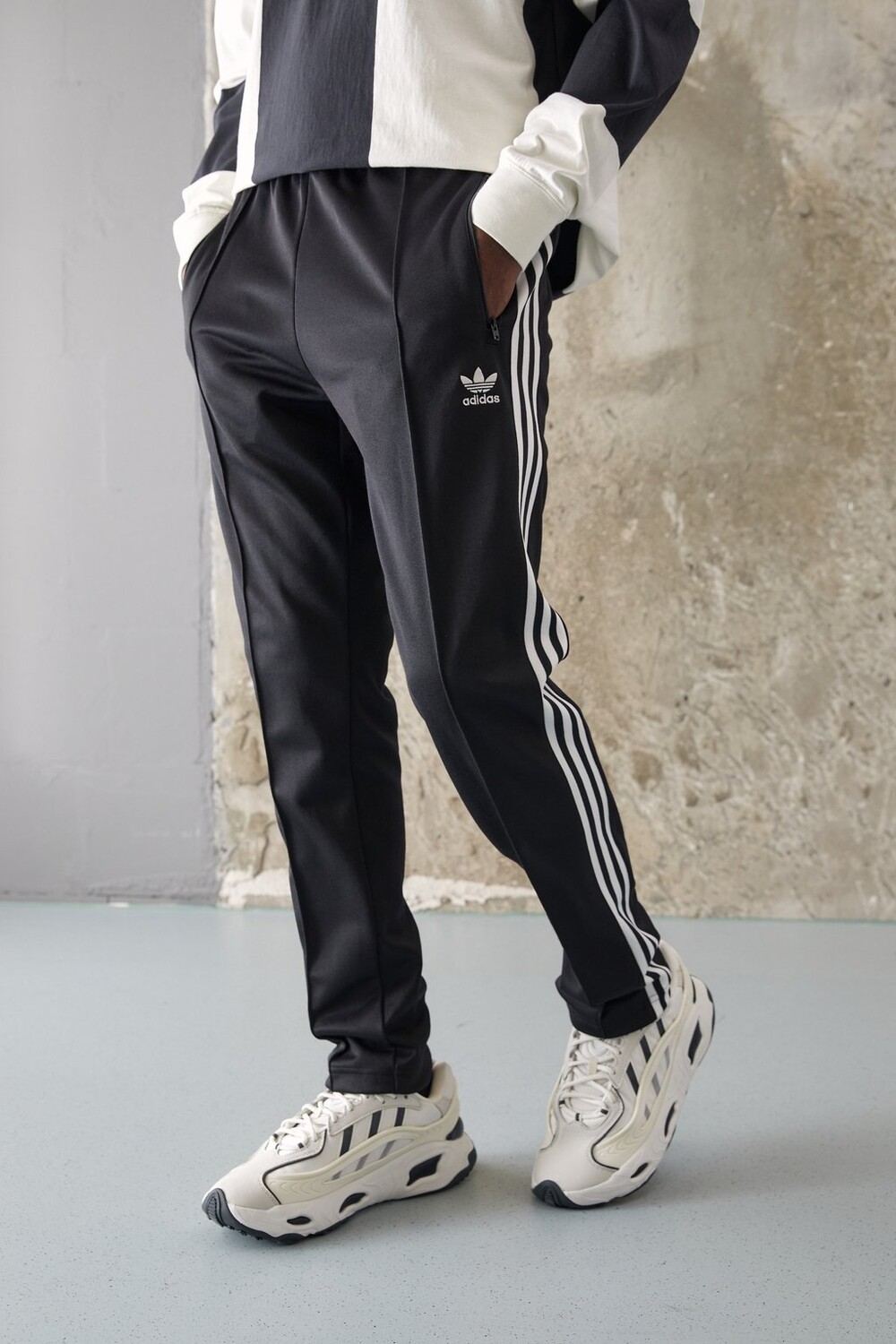 

Брюки спортивные Beckenbauer adidas Originals, цвет black/white