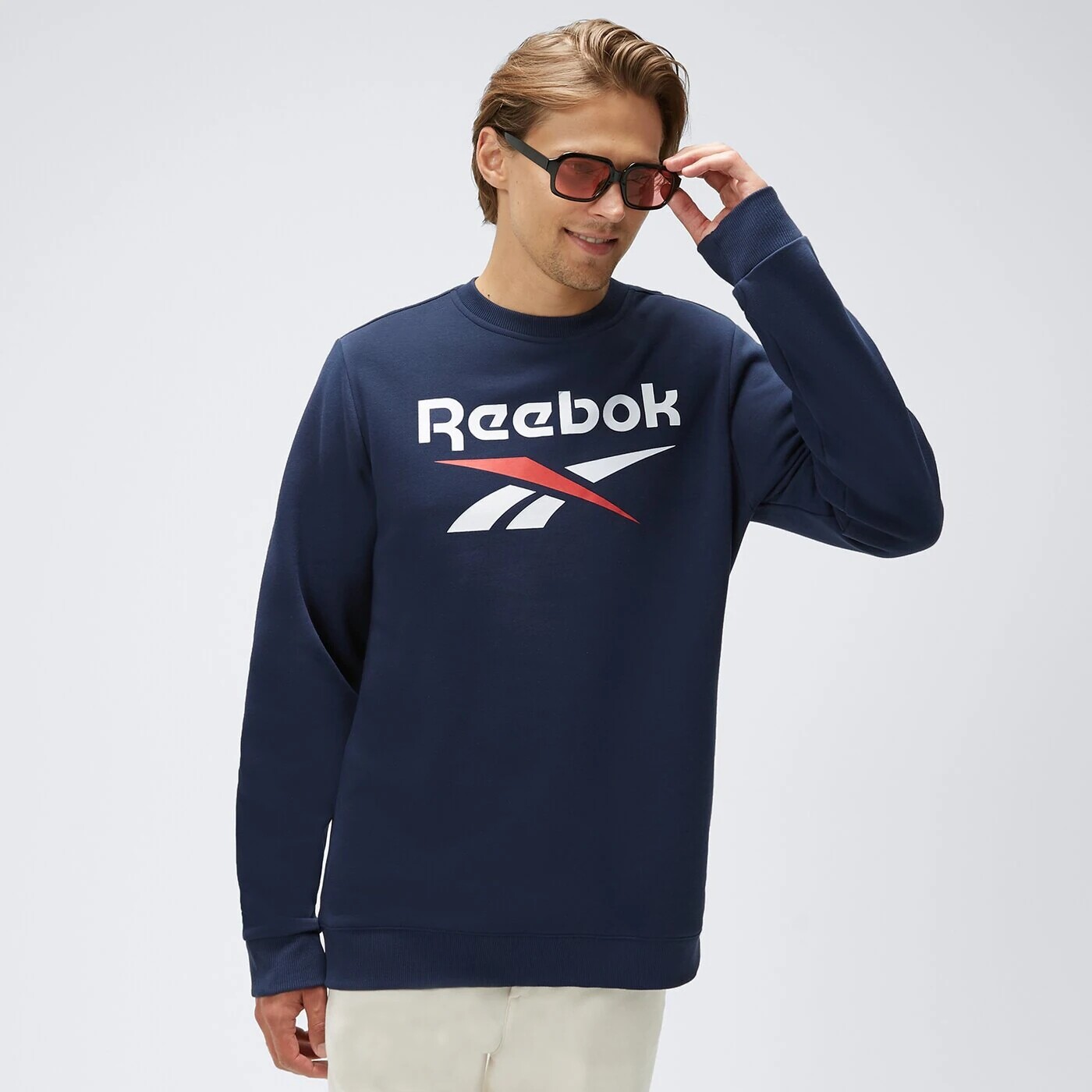 

Свитшот Reebok с большим логотипом, синий