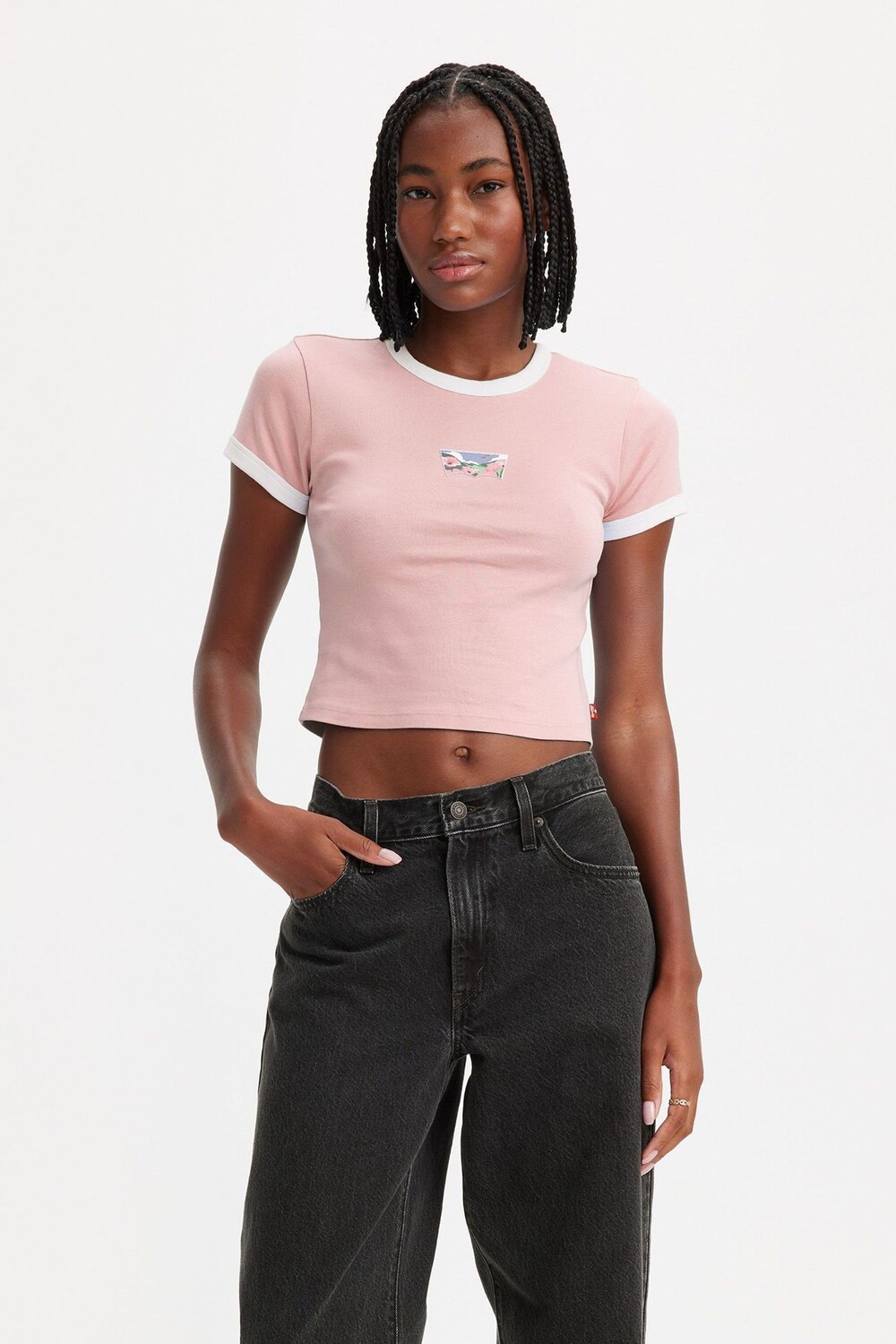 

Укороченная футболка с мини-графиком Levi'S, розовый