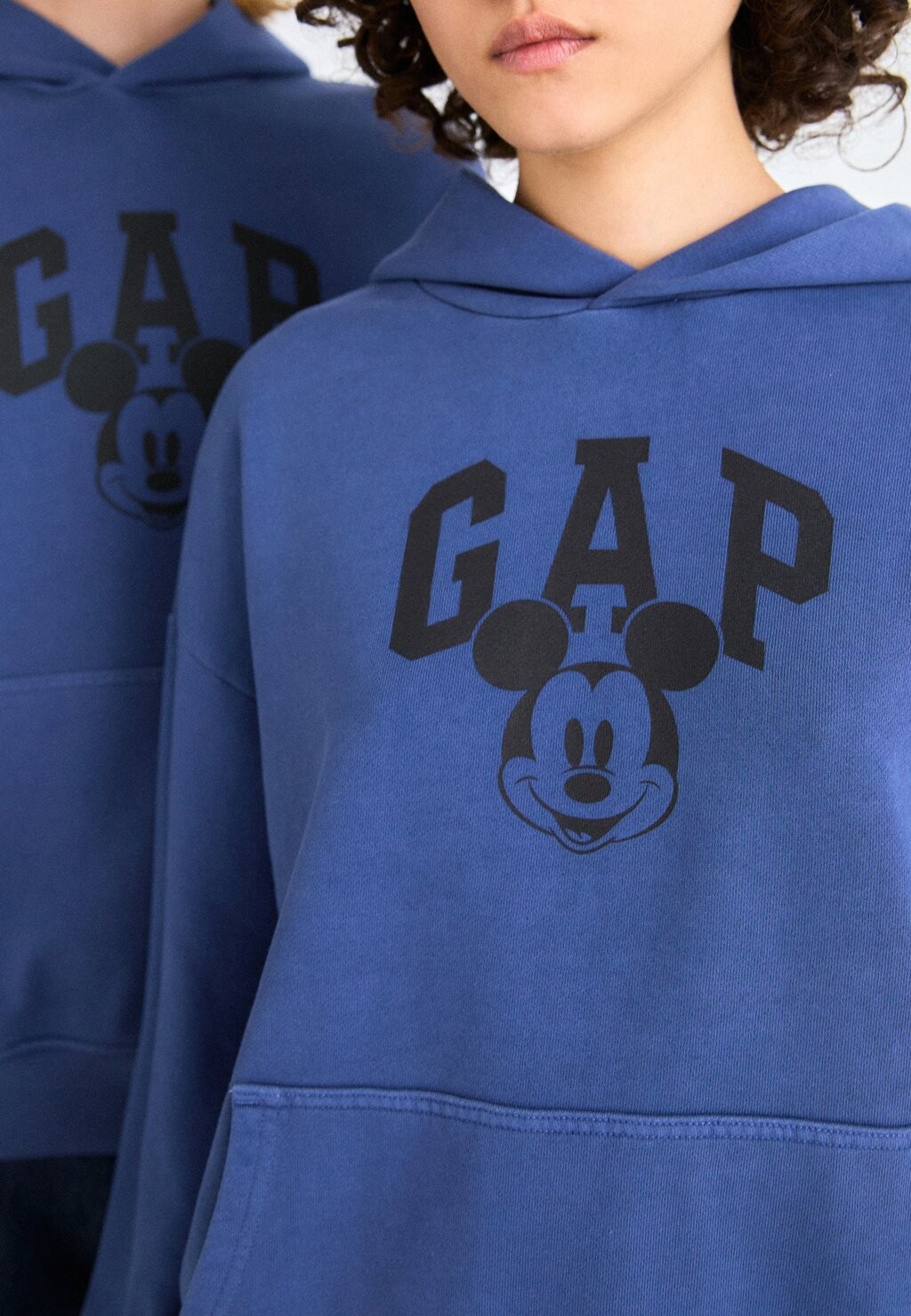 

Толстовка с капюшоном MICKEY HOODIE UNISEX GAP, темно-синий