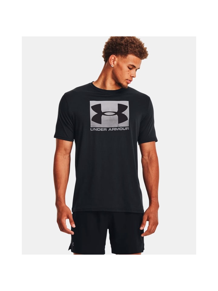 

Футболка Under Armour, черный