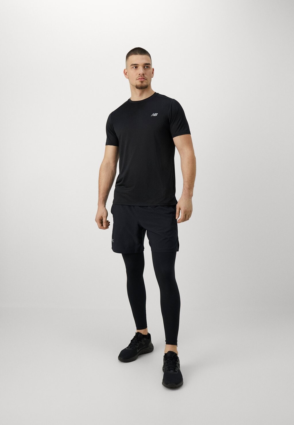 Футболка базовая RUN New Balance, цвет black — фото 2