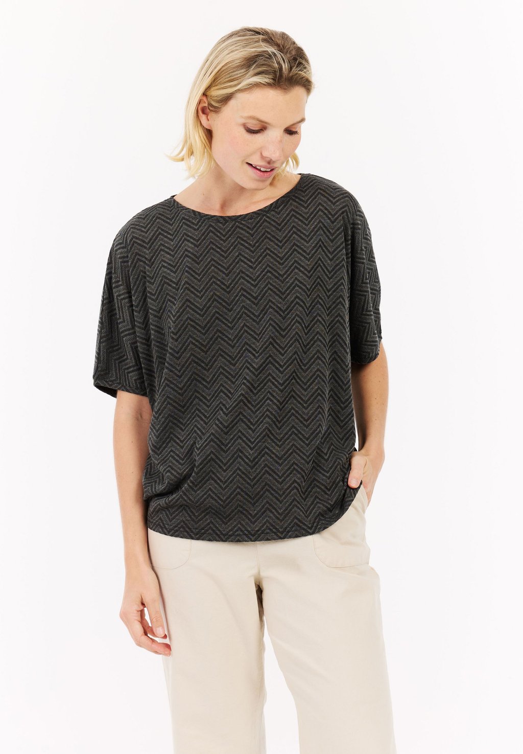 

Футболка с принтом SHORTSLEEVE Protest, черный