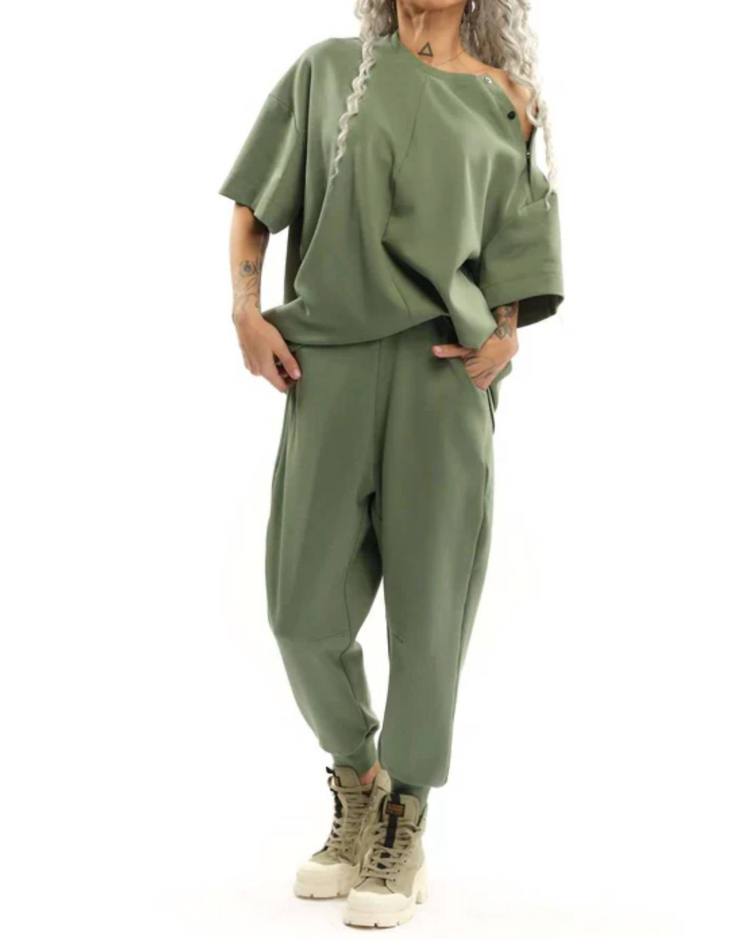 

Комплект из трех предметов спортивной одежды в цвете Sage Locker Room, Sage