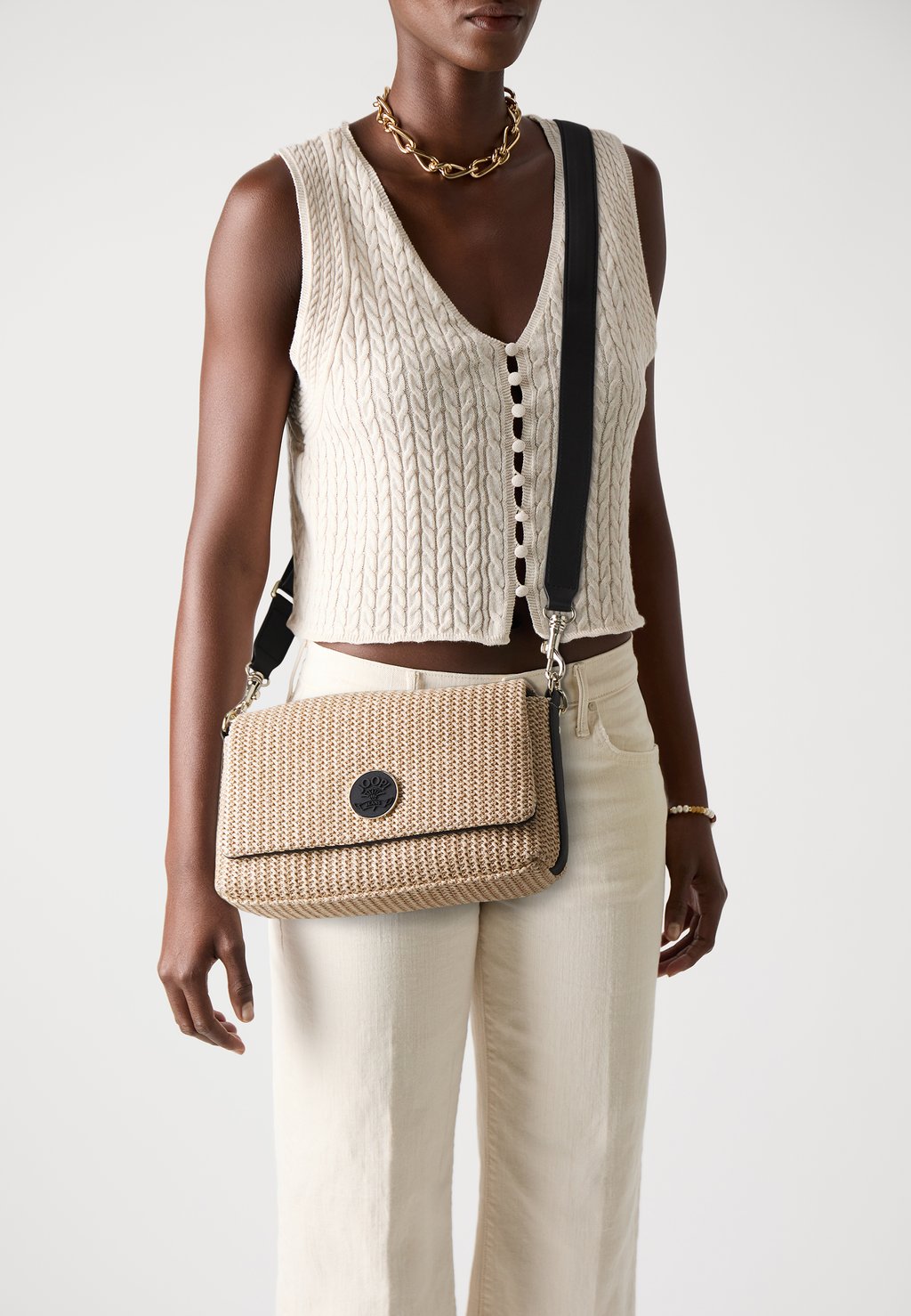 

Сумка INSULARE GAL SHOULDERBAG JOOP! Jeans, бежевый