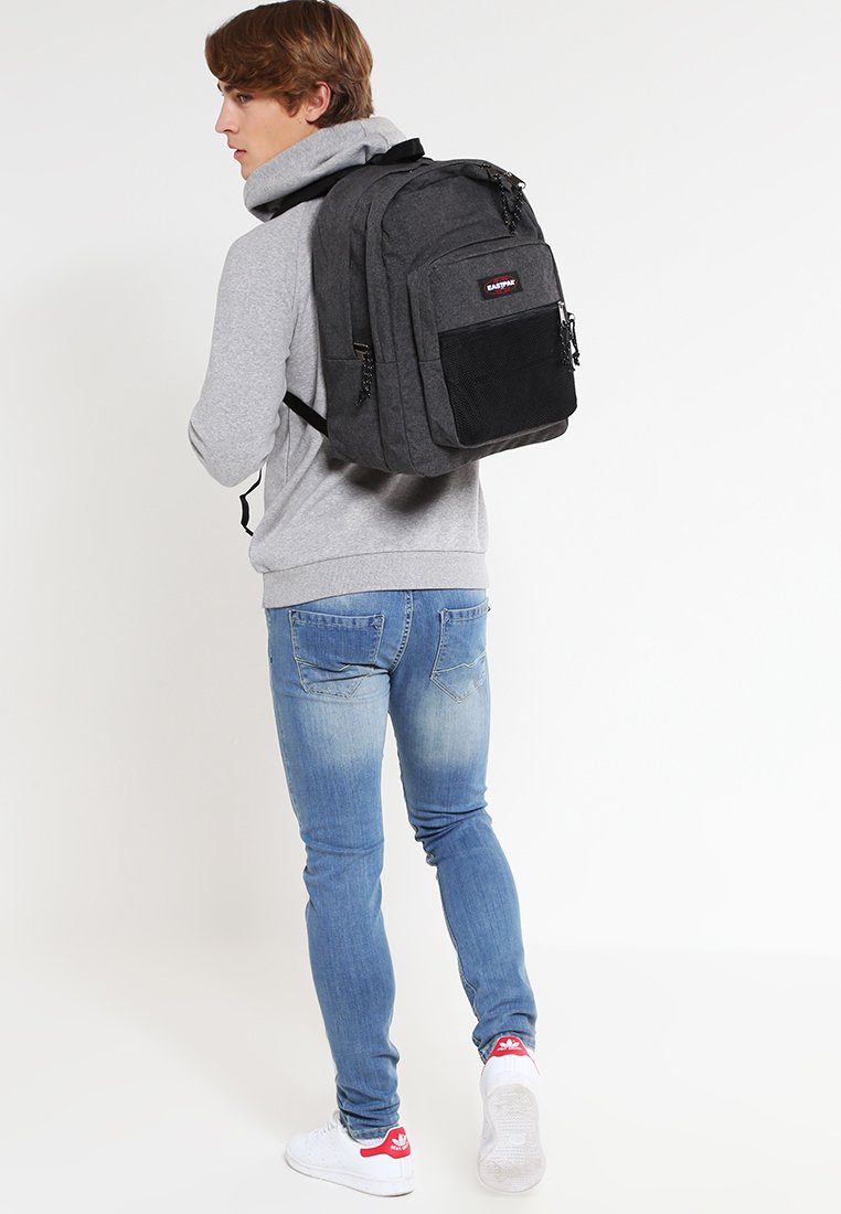 

Рюкзак PINNACLE Eastpak, цвет Black Denim