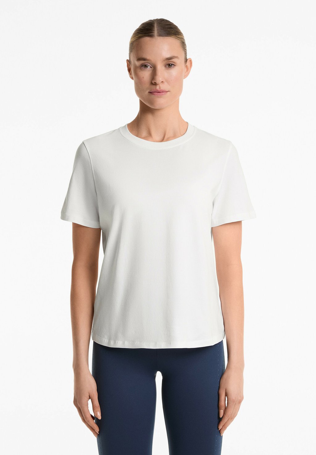

Базовая футболка SHORT SLEEVE COTTON OYSHO, белый
