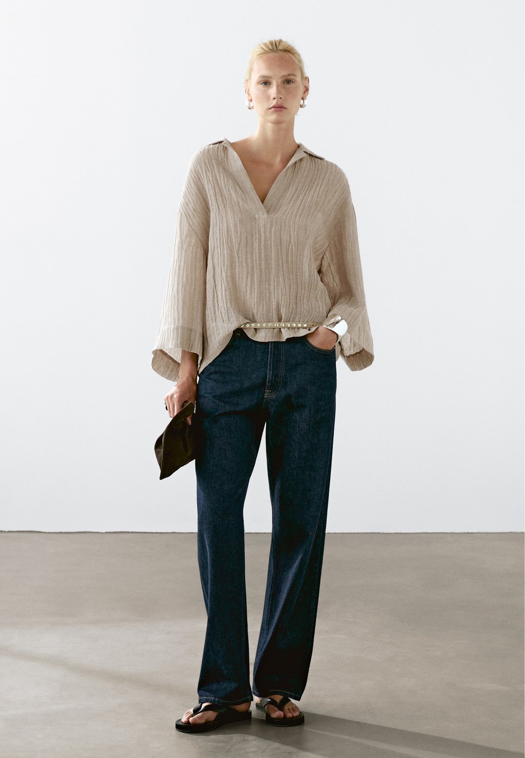

Блуза FLOWING OPEN-NECK Massimo Dutti, бежевый