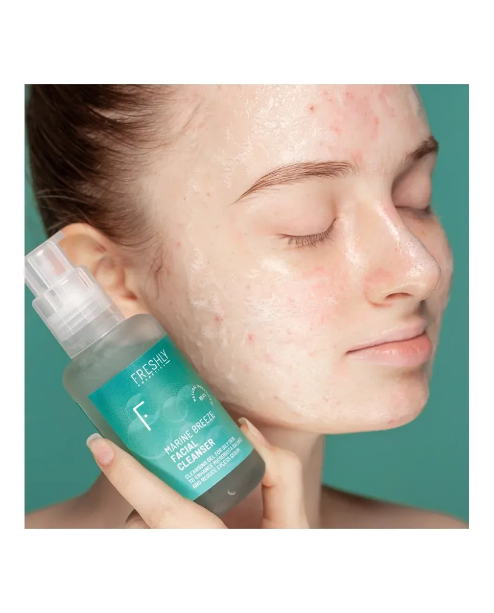 Гель для умывания Freshly Cosmetics — Очищающее средство для лица Marine Breeze Facial Cleanser, 100 мл — фото 2