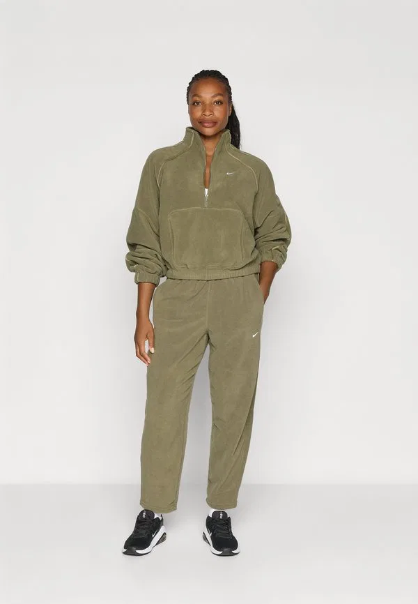 Одни штаны, полярные спортивные штаны Nike Performance, Medium Olive/White — фото 2
