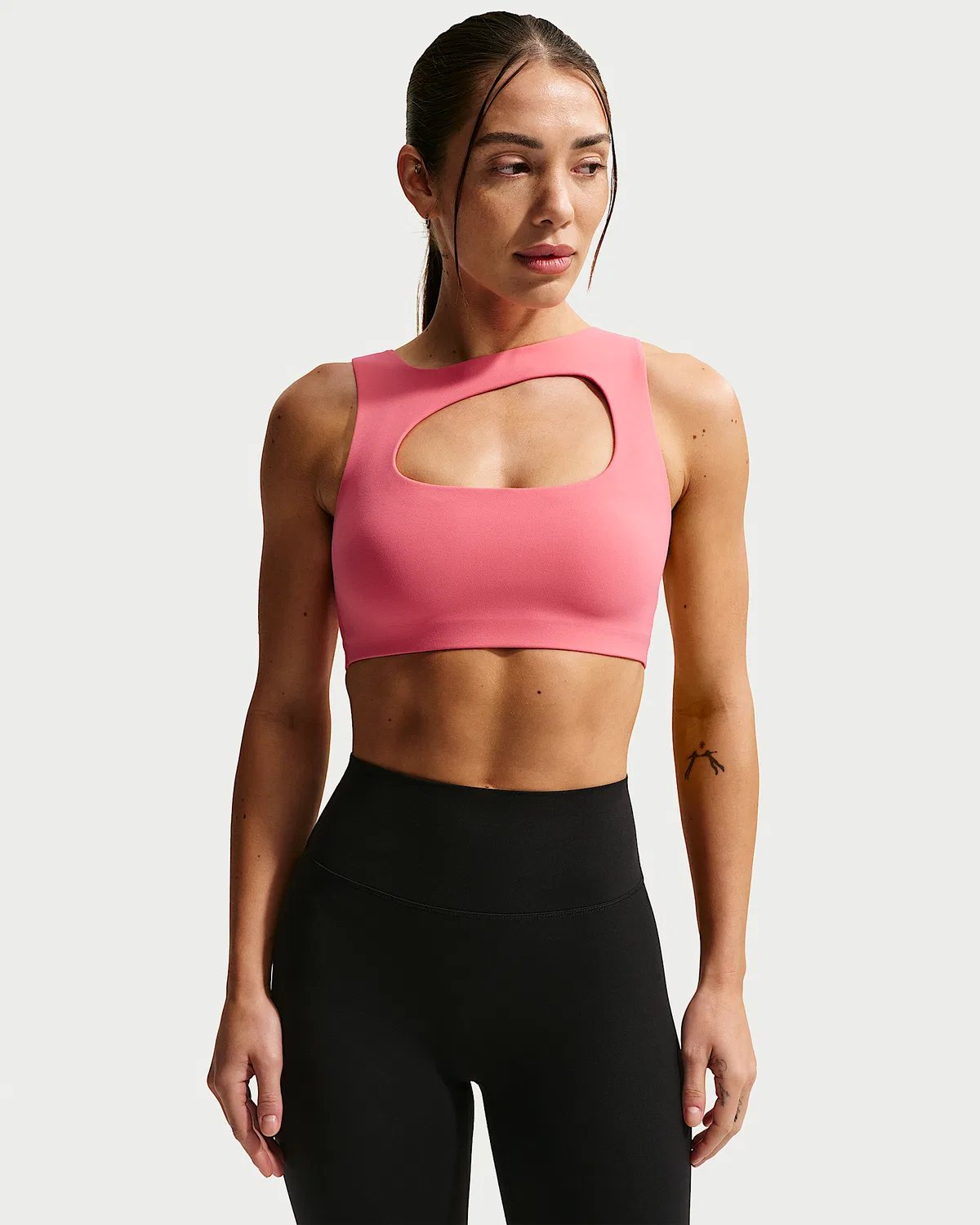 Женский спортивный бюстгальтер Nike Zenvy с легкой поддержкой и тонкой подкладкой, Sea Coral/White