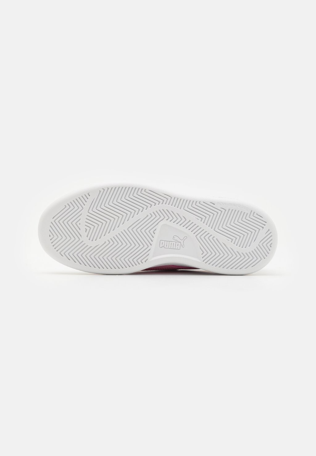 

Кроссовки на шнуровке SMASH 3.0 UNISEX Puma, белый