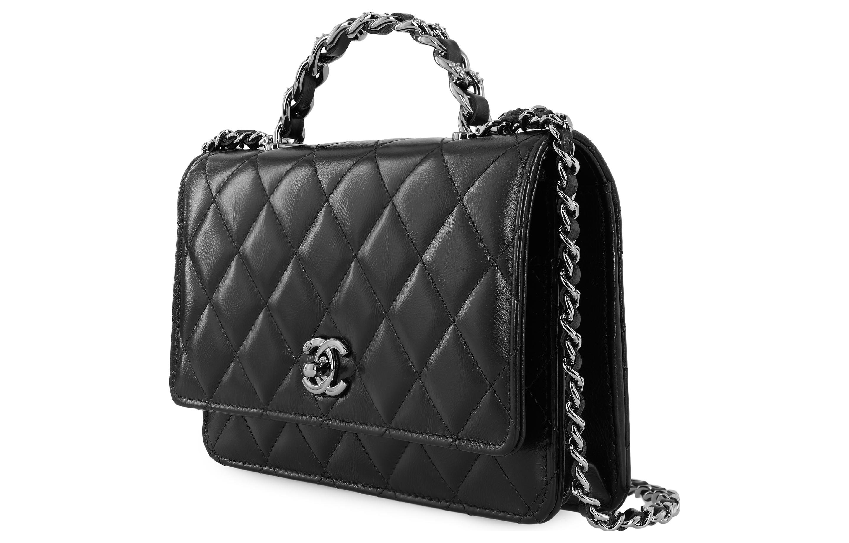 CHANEL Яркая кожаная сумка через плечо с морщинистой текстурой — фото 2
