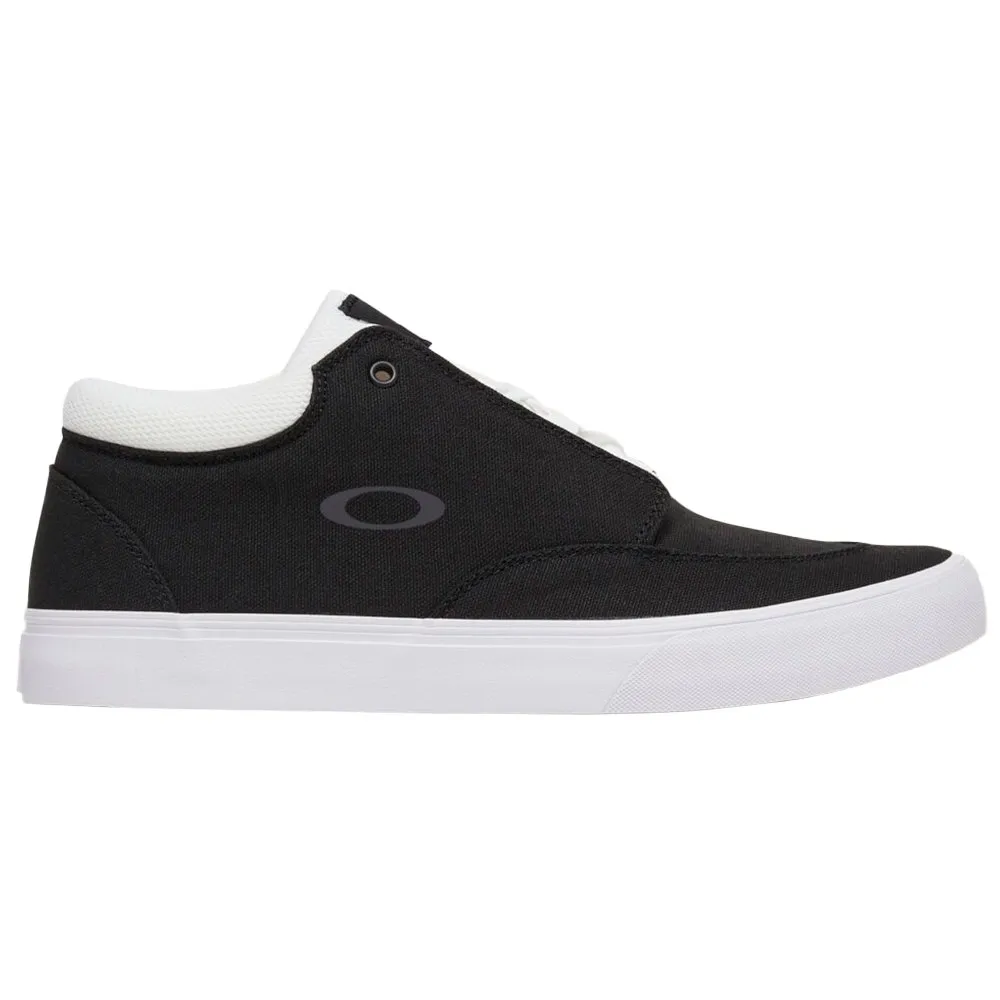 

Кроссовки Oakley Banks Low Canvas, черный