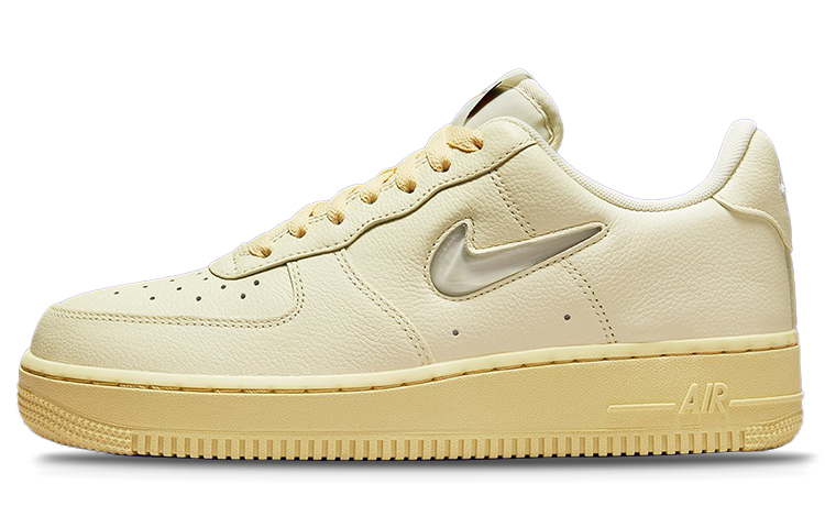 

Кроссовки Nike Air Force 1 Low '07 с сертификацией LX Fresh Coconut Milk Lemon (женские)