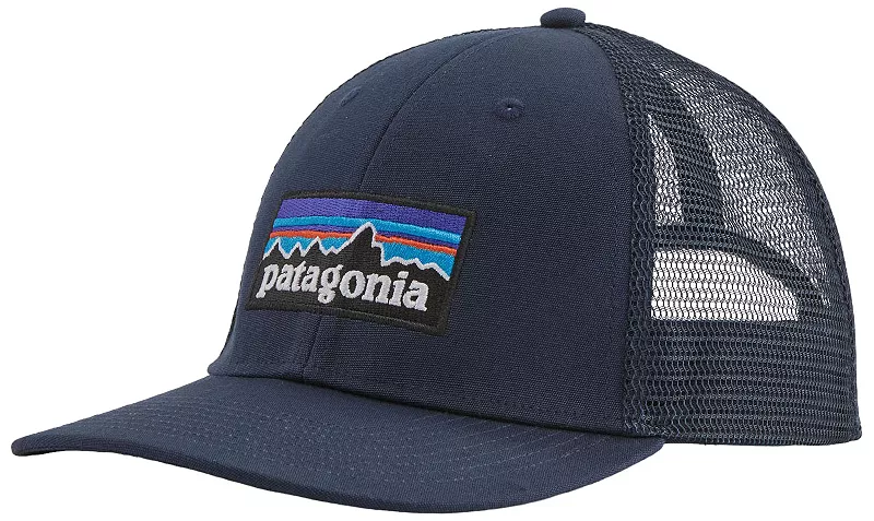 

Мужская кепка Patagonia P-6 Logo LoPro Trucker Hat, цвет New Navy
