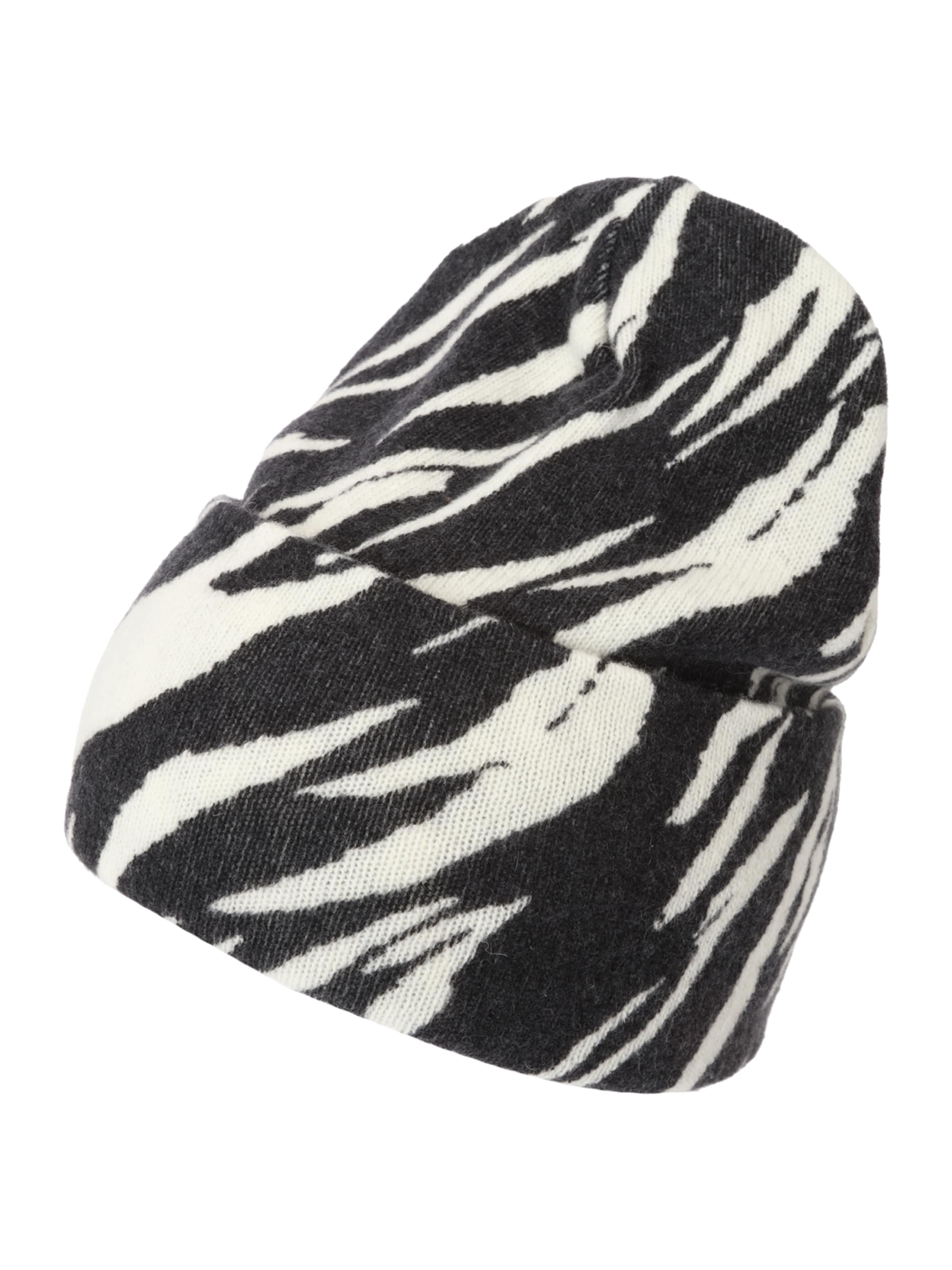 

Lala Berlin Шапка 'Bina' в черном цвете