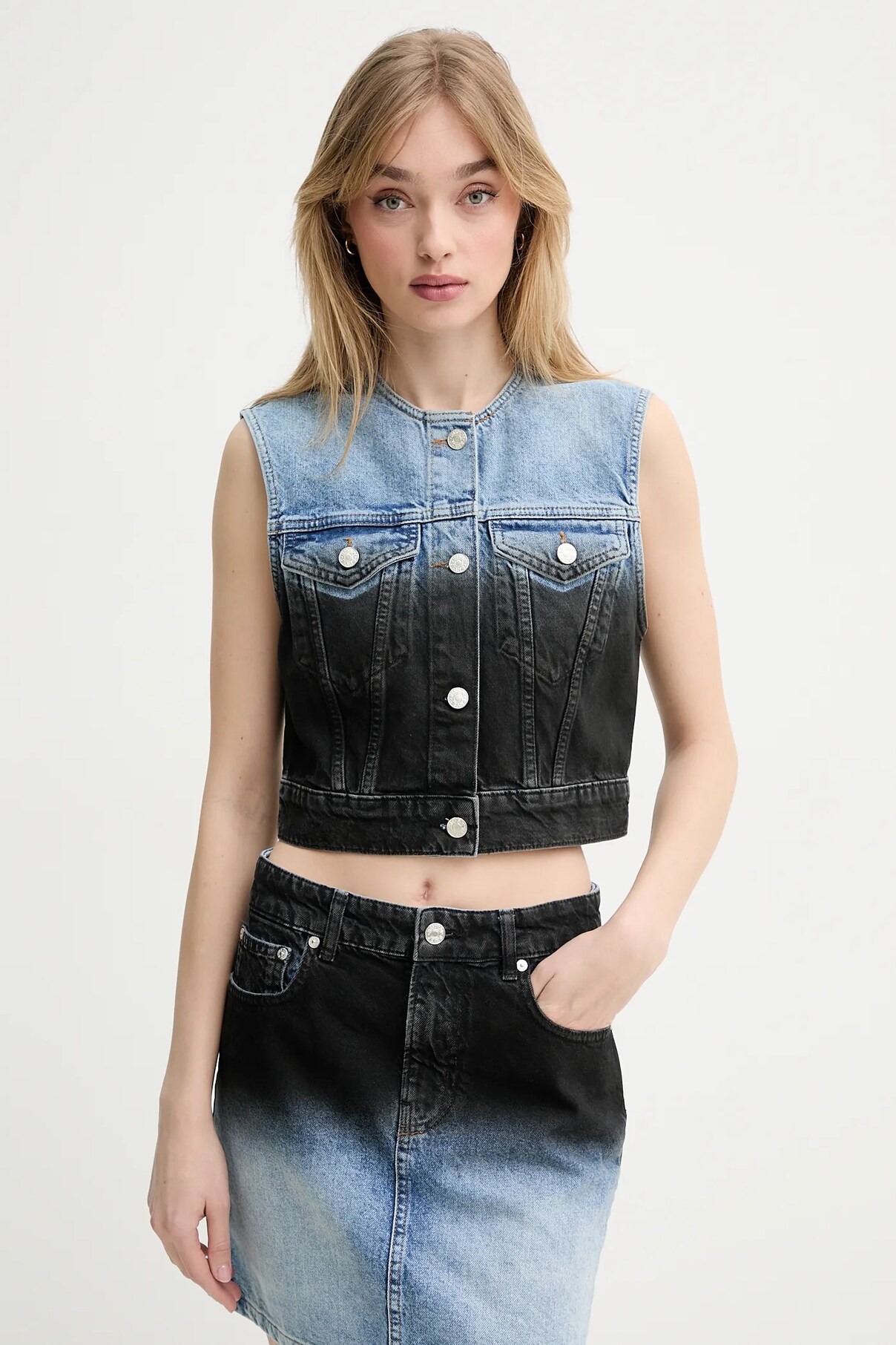

Джинсовый жилет Moschino Jeans, синий