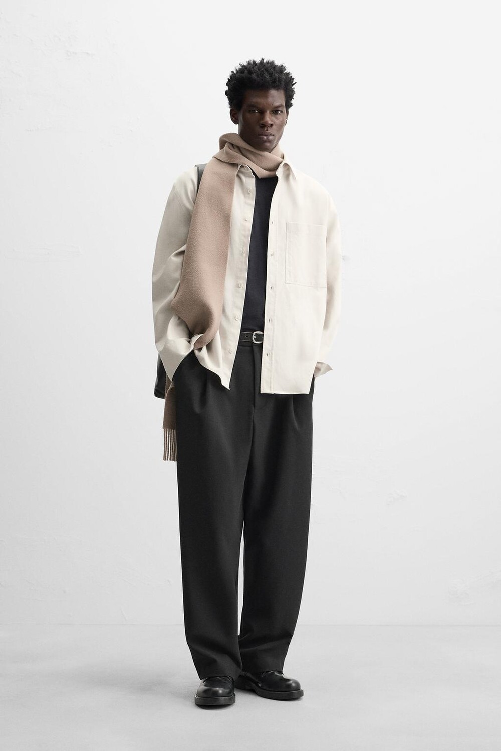 

Мягкая хлопковая рубашка ZARA, бежевый