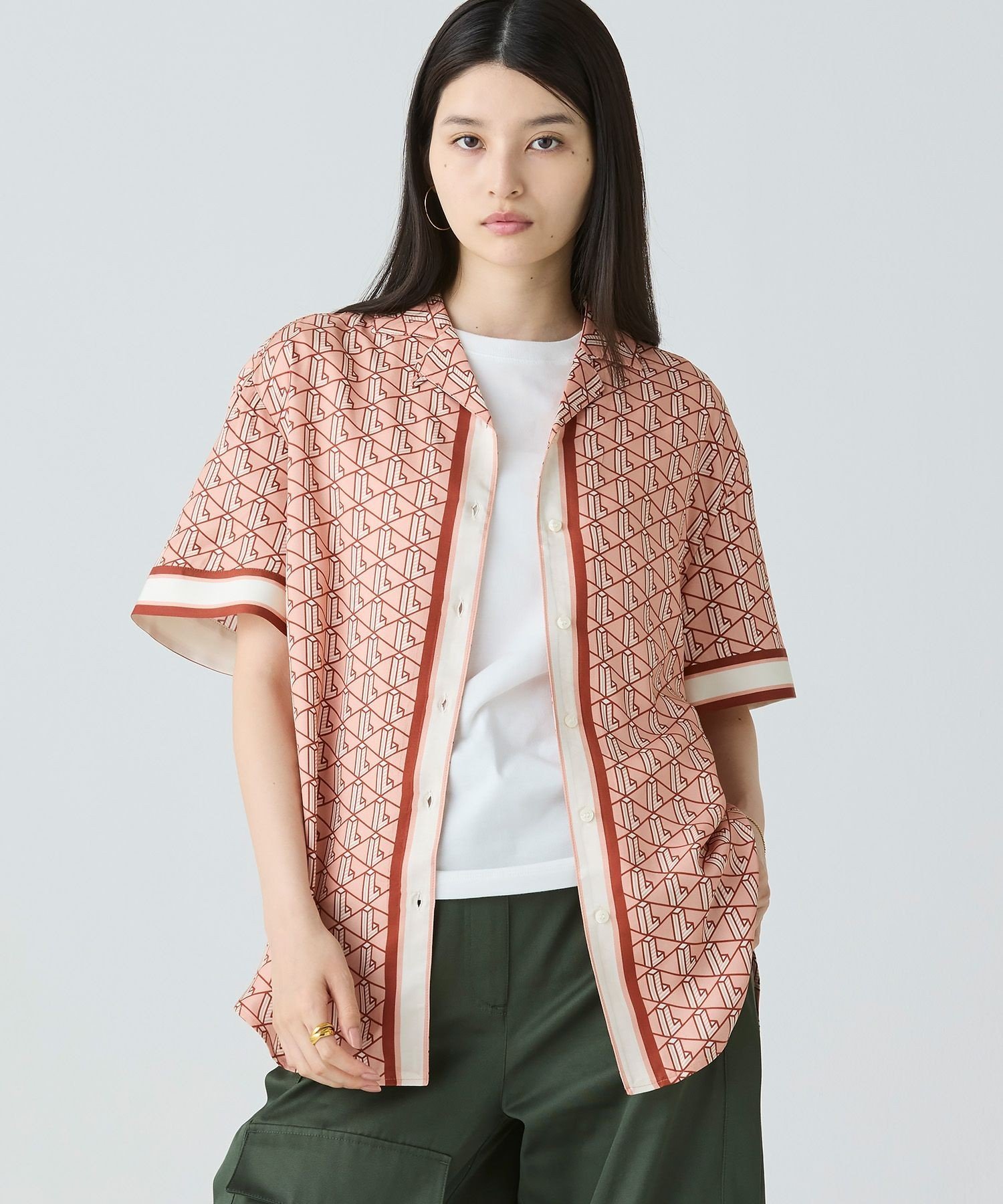 Женская рубашка Lacoste с открытым воротником и монограммой, розовая