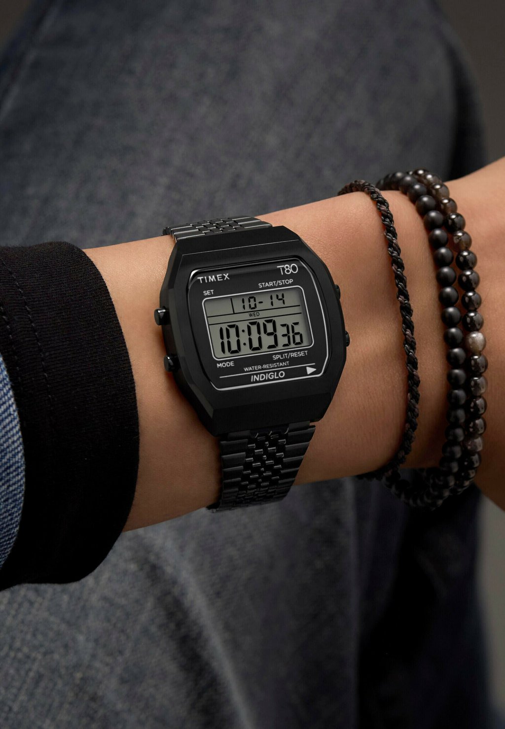 

Цифровые часы QUARTZ Timex, черный