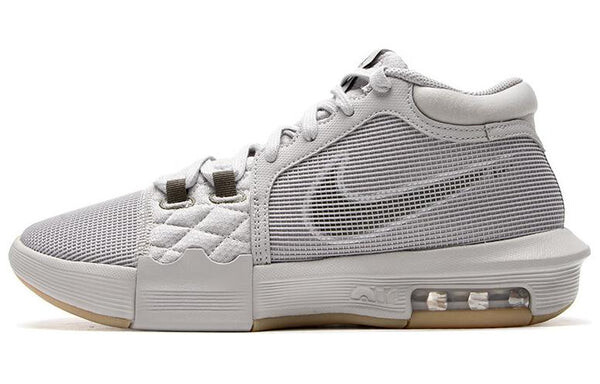 Кроссовки Nike LeBron Witness 8 EP 'Iron Grey Gum', цвет light iron ore/sail/gum light brown/medium olive — фото 2