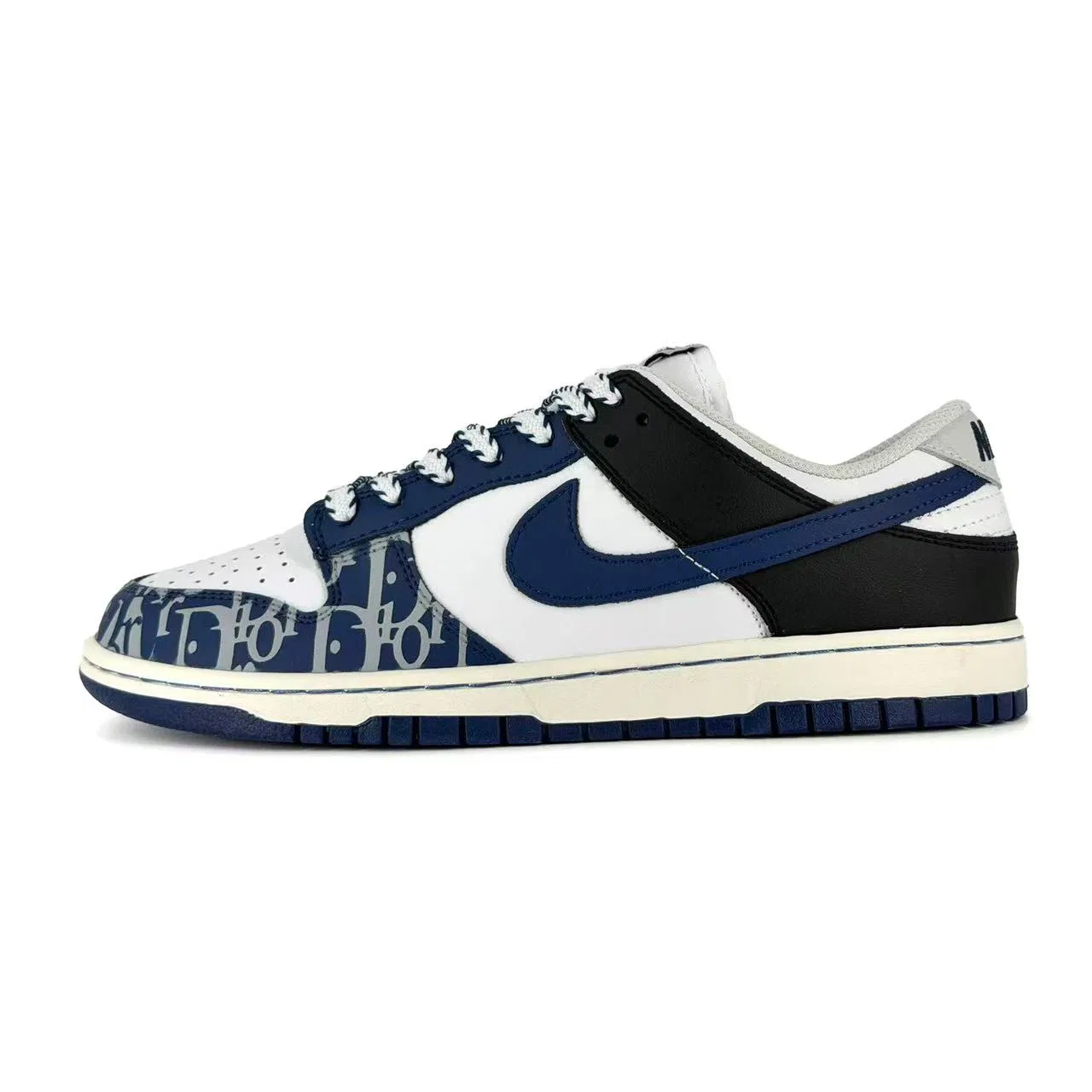 Кроссовки скейтбордические Nike White Blue