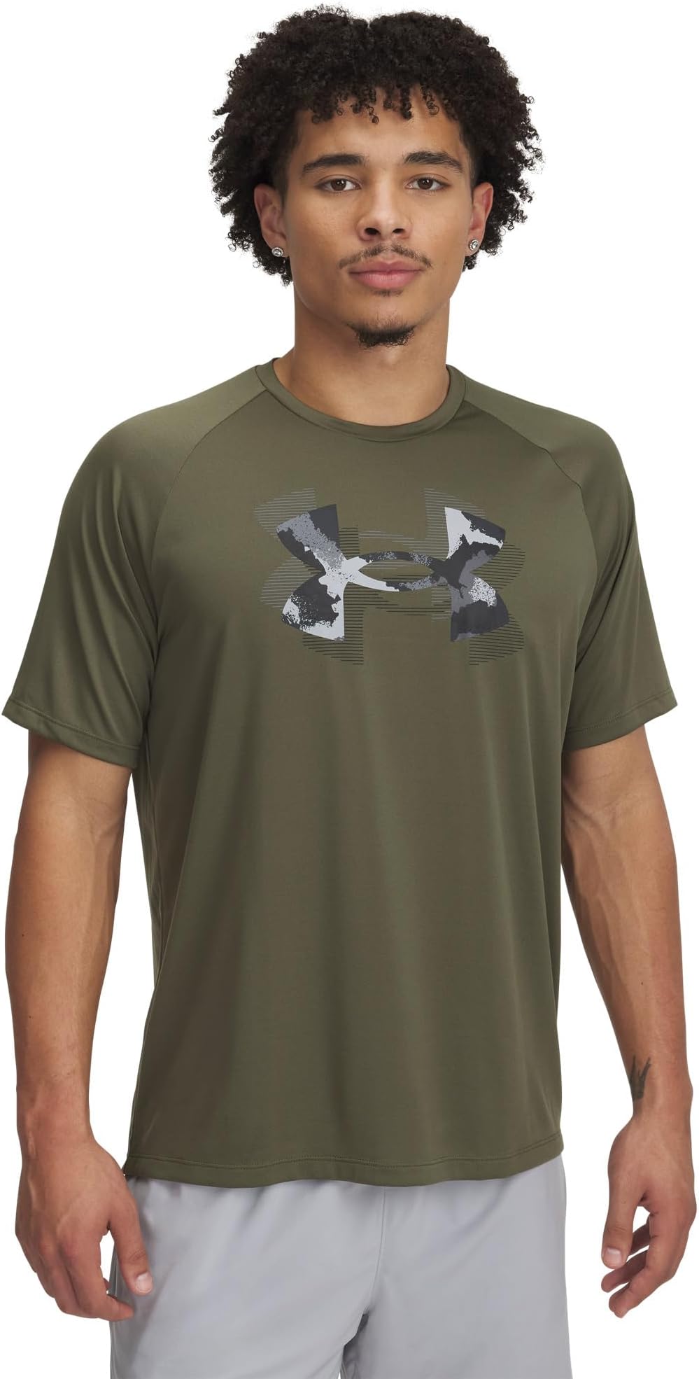 

Футболка Under Armour Tech Print Fill Short Sleeve T-Shirt, цвет Marine OD Green/Black
