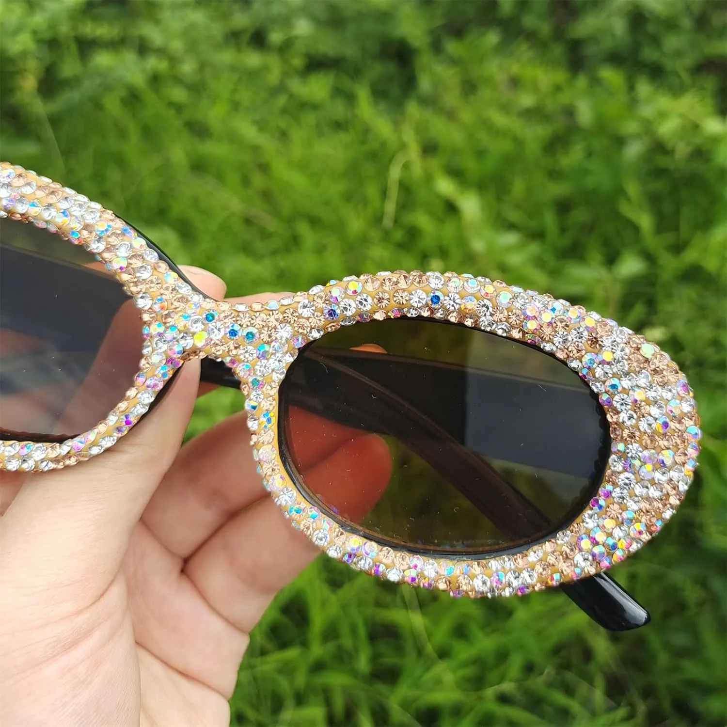 

Солнцезащитные очки Willochra с бриллиантами и стразами, овальной формы, для мужчин и женщин, модные, ручной работы, для вечеринок, с кристаллами, 2pcs-brown&white