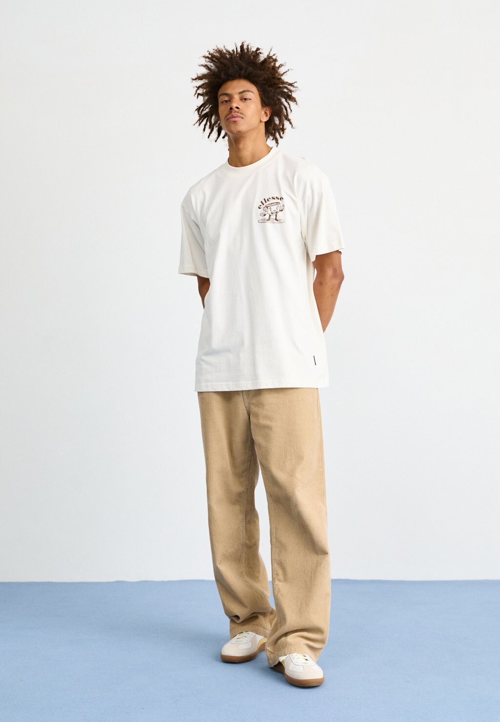 

Футболка с принтом MULINI Ellesse, кремовый