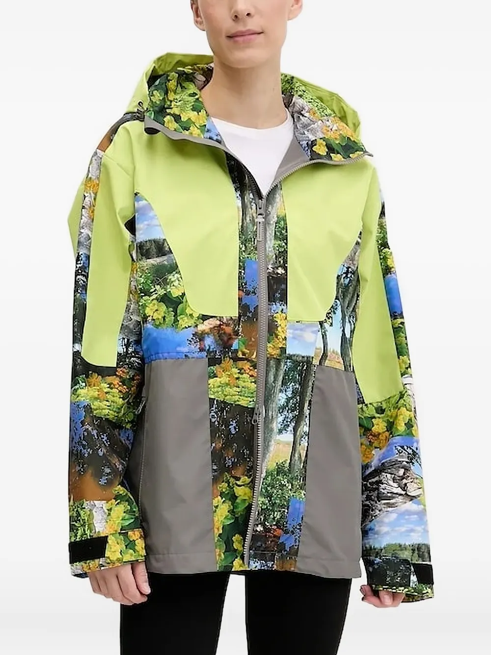 

Куртка с капюшоном и принтом пейзажей Truenature adidas by Stella McCartney, зеленый