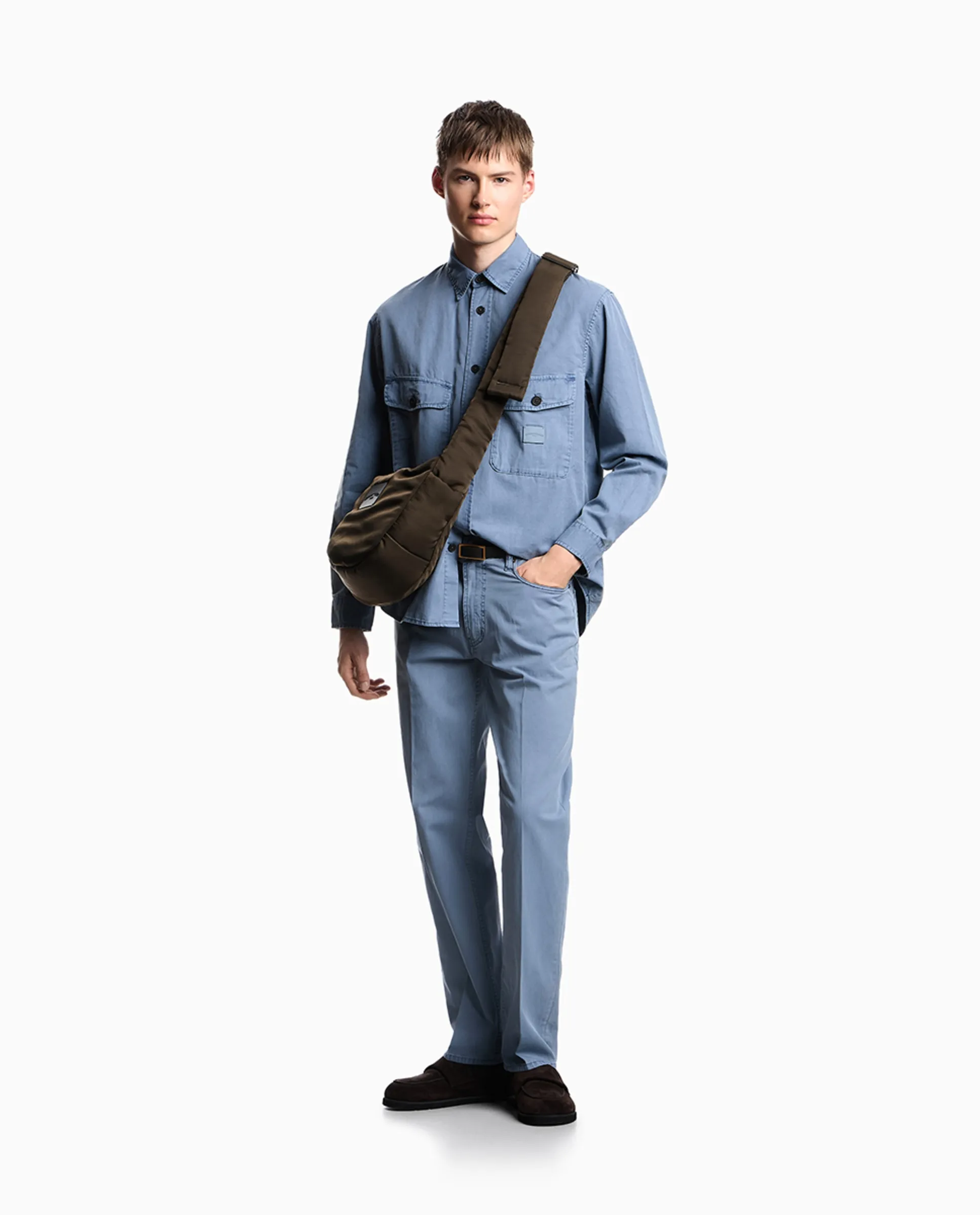 

Мужские джинсы J76 прямого кроя из хлопковой саржи с пятью карманами Emporio Armani, светло-голубой