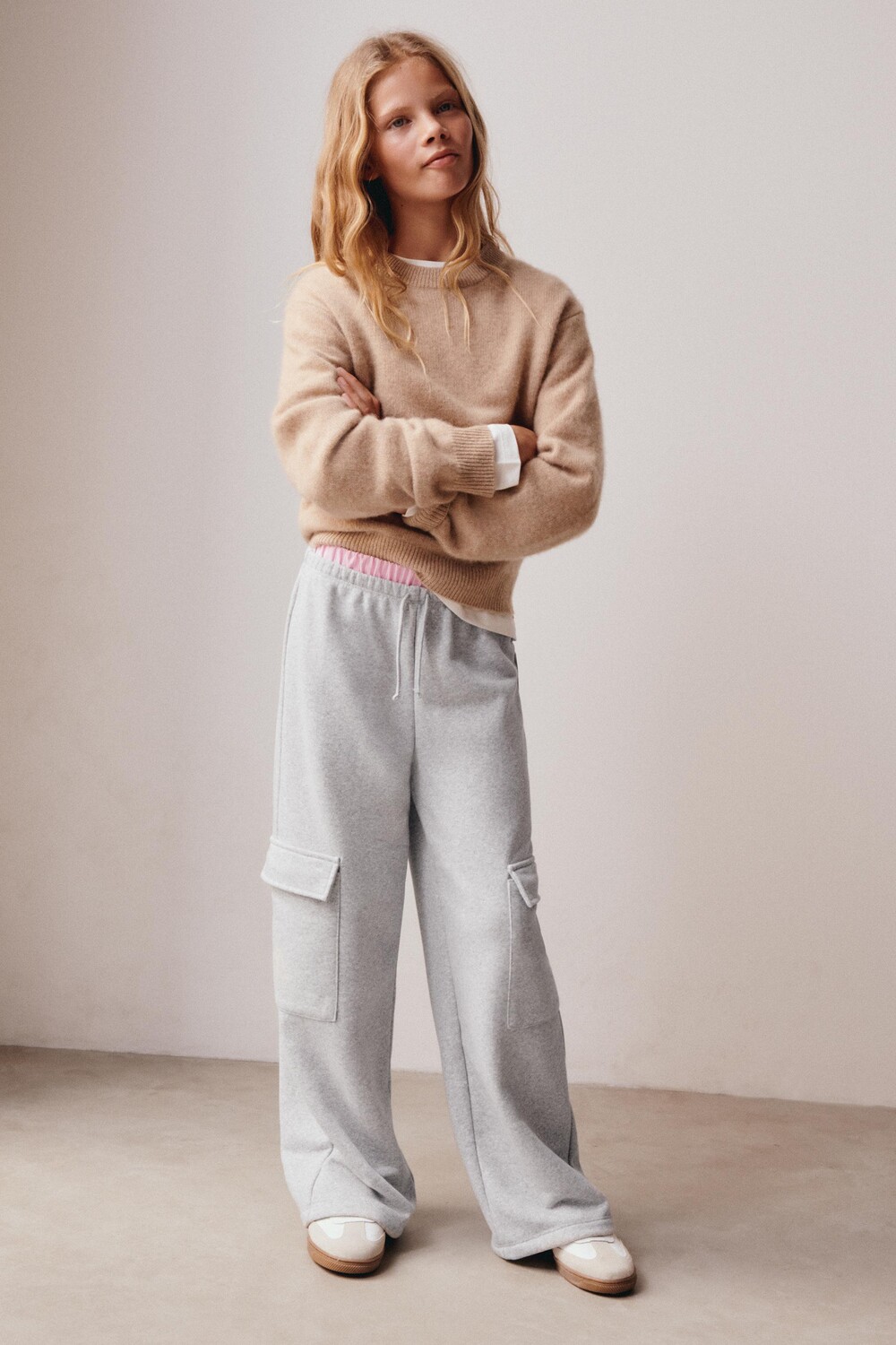 

Брюки карго из флиса с поясом ZARA, серый мергель