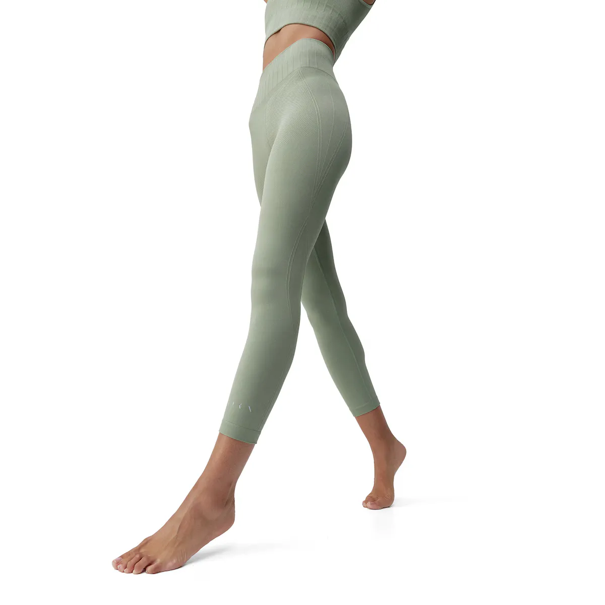 

Леггинсы женские Annapurna Born Living Yoga, зеленый