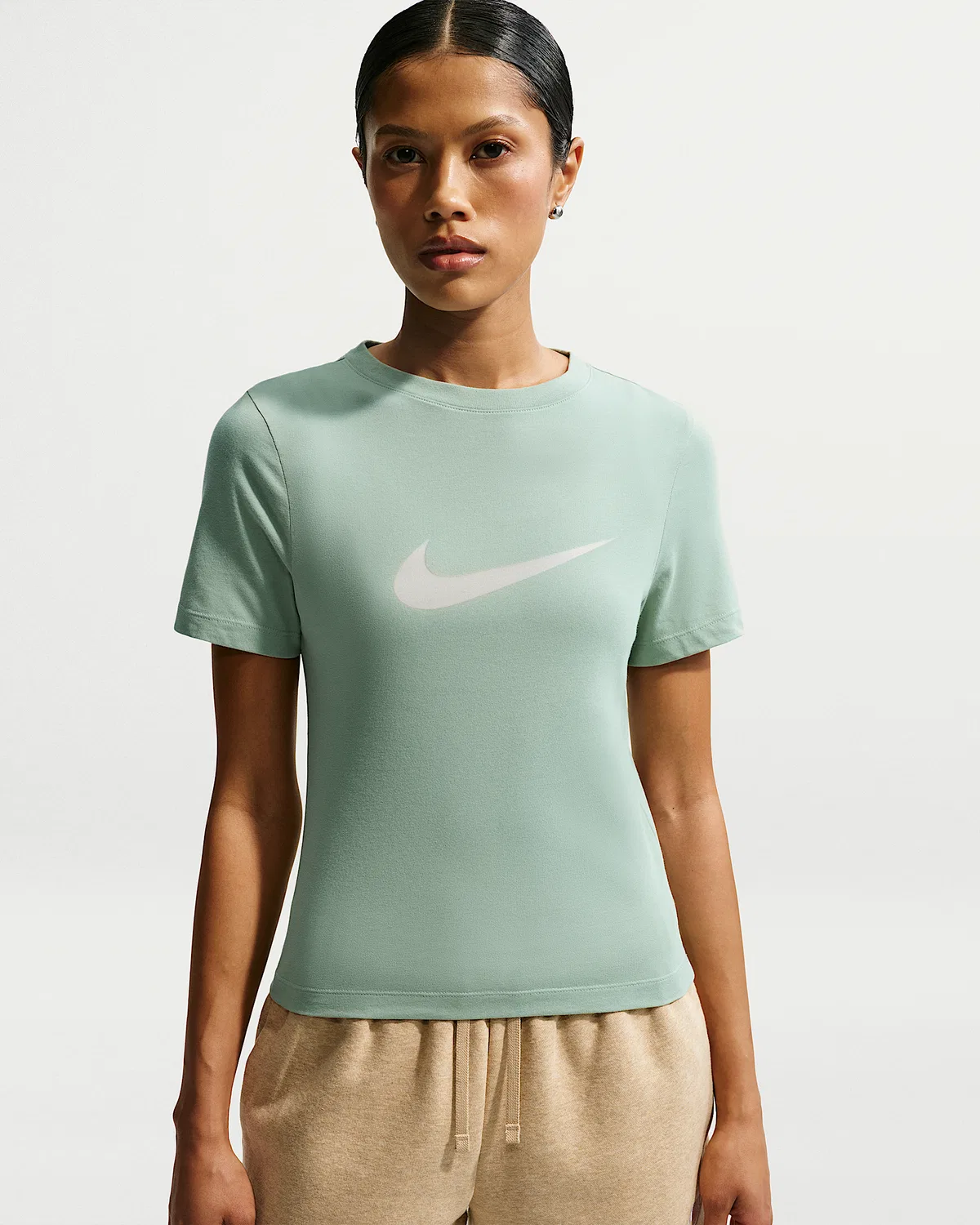 Женская облегающая футболка с коротким рукавом и выжженным логотипом Nike Sportswear, Steam/Steam