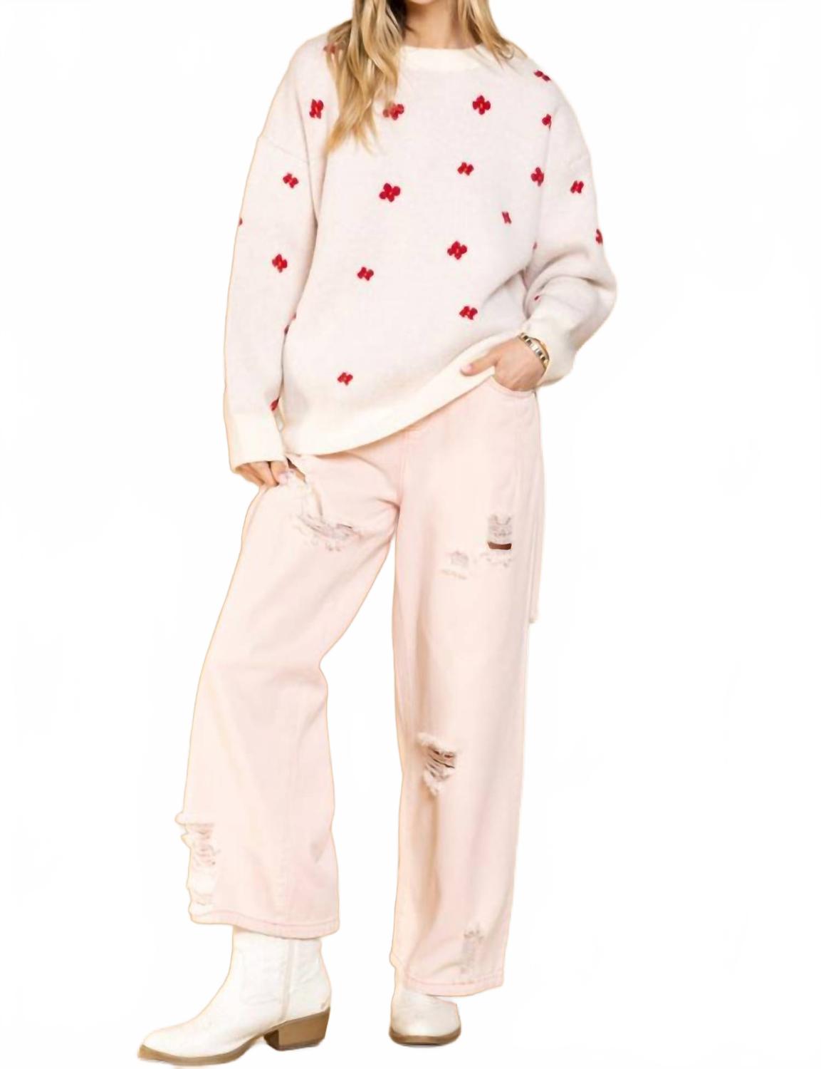 

Вязаный акриловый свитер с цветочным узором в кремовом цвете POL